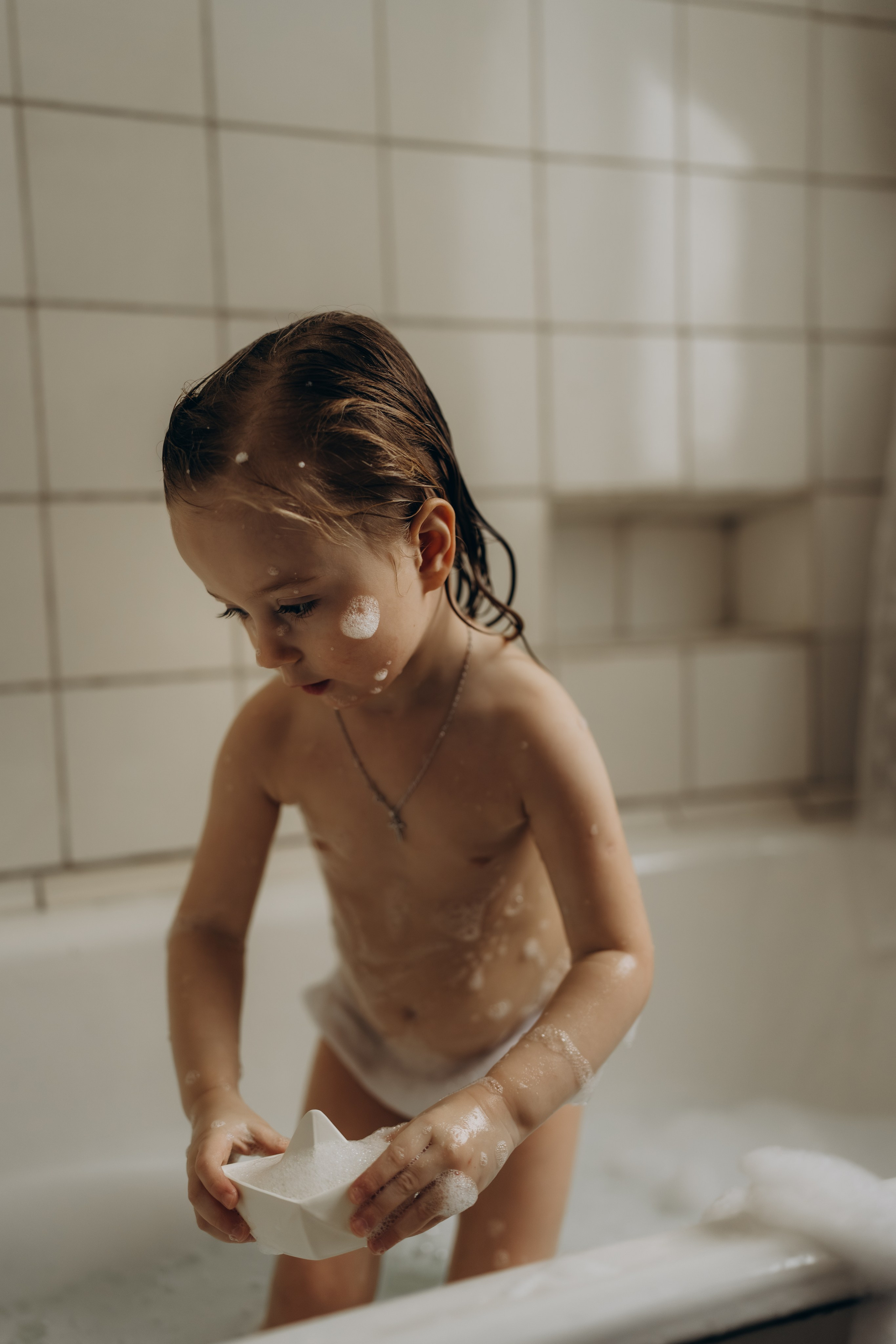 Кораблик в пене. Семейный фотограф Москва. Фотограф беременности и материнства Москва