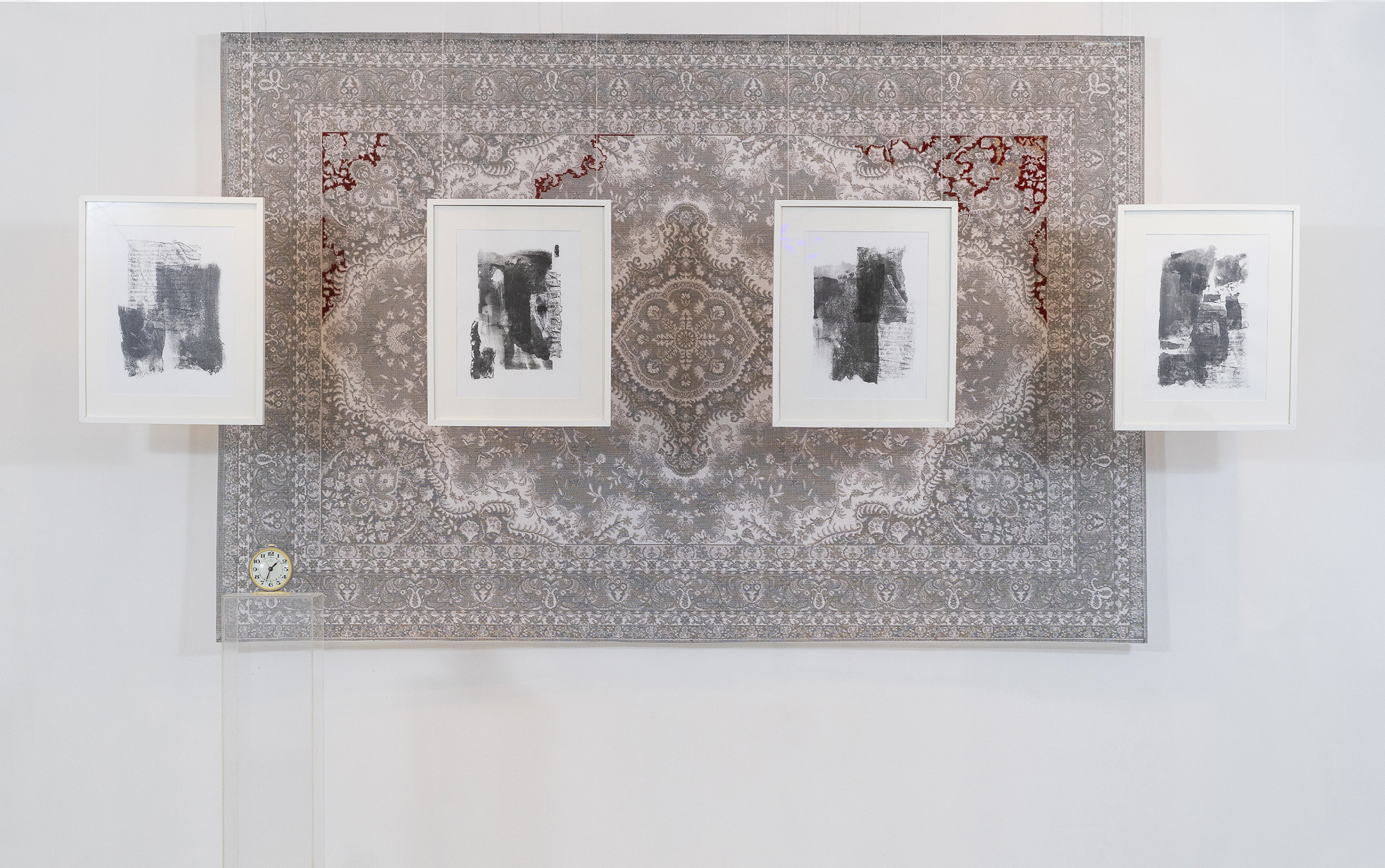 Проект Ольги Гражданкиной «На фоне ковра». Художник Ольга Гражданкина