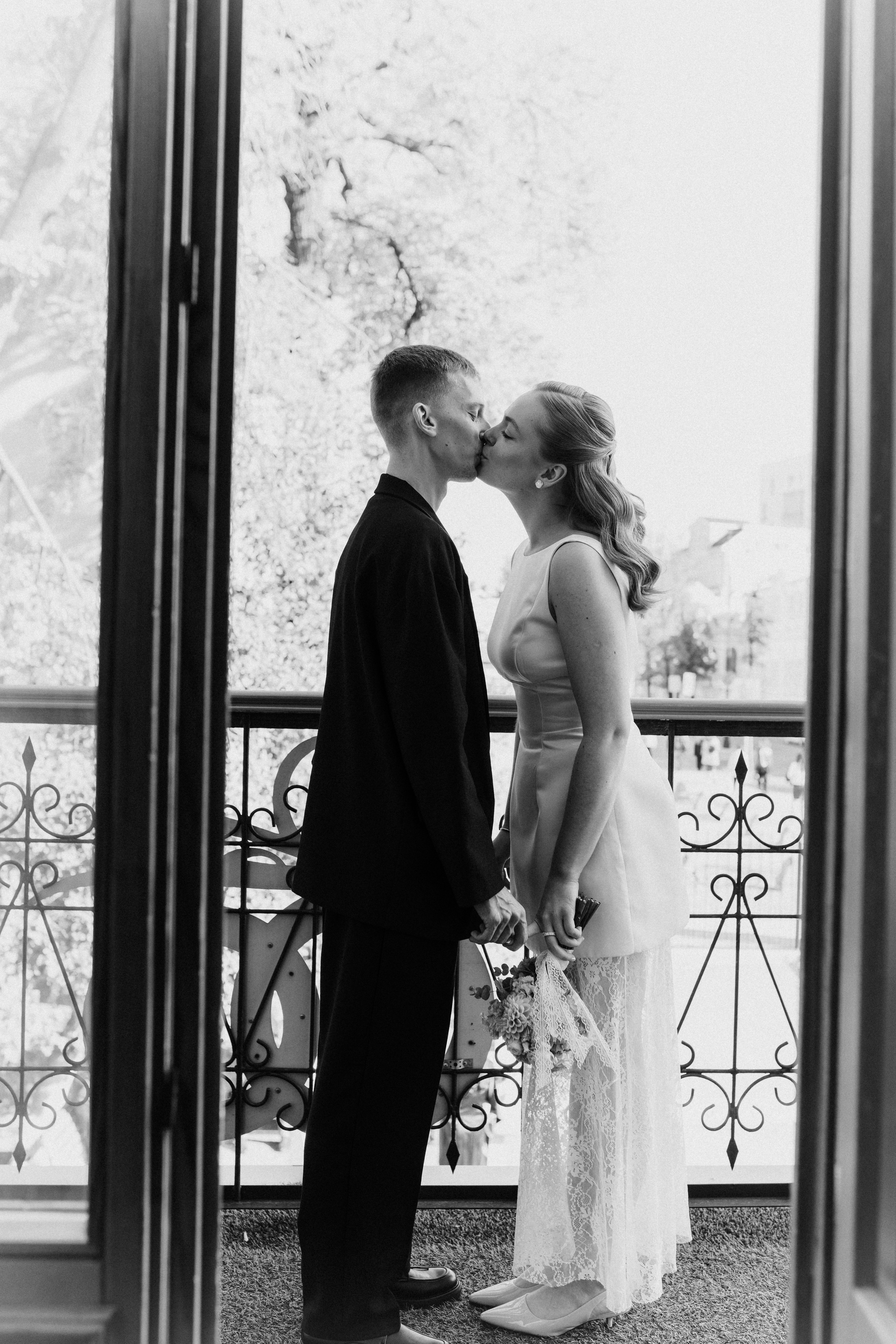 Alixey & Polina. Я — Алёна и я фотографирую красиво (е)