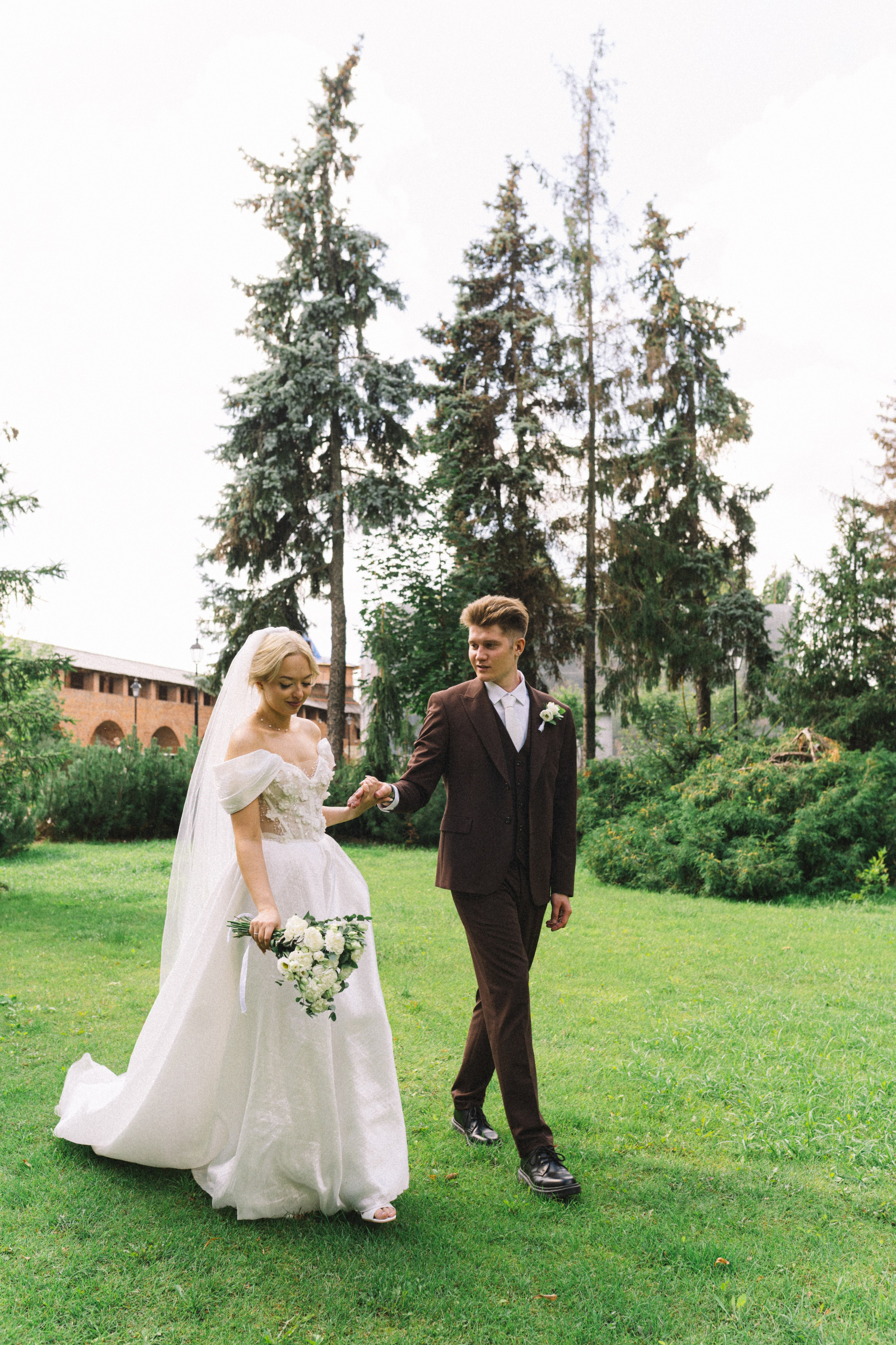 Egor & Alice. Я — Алёна и я фотографирую красиво (е)