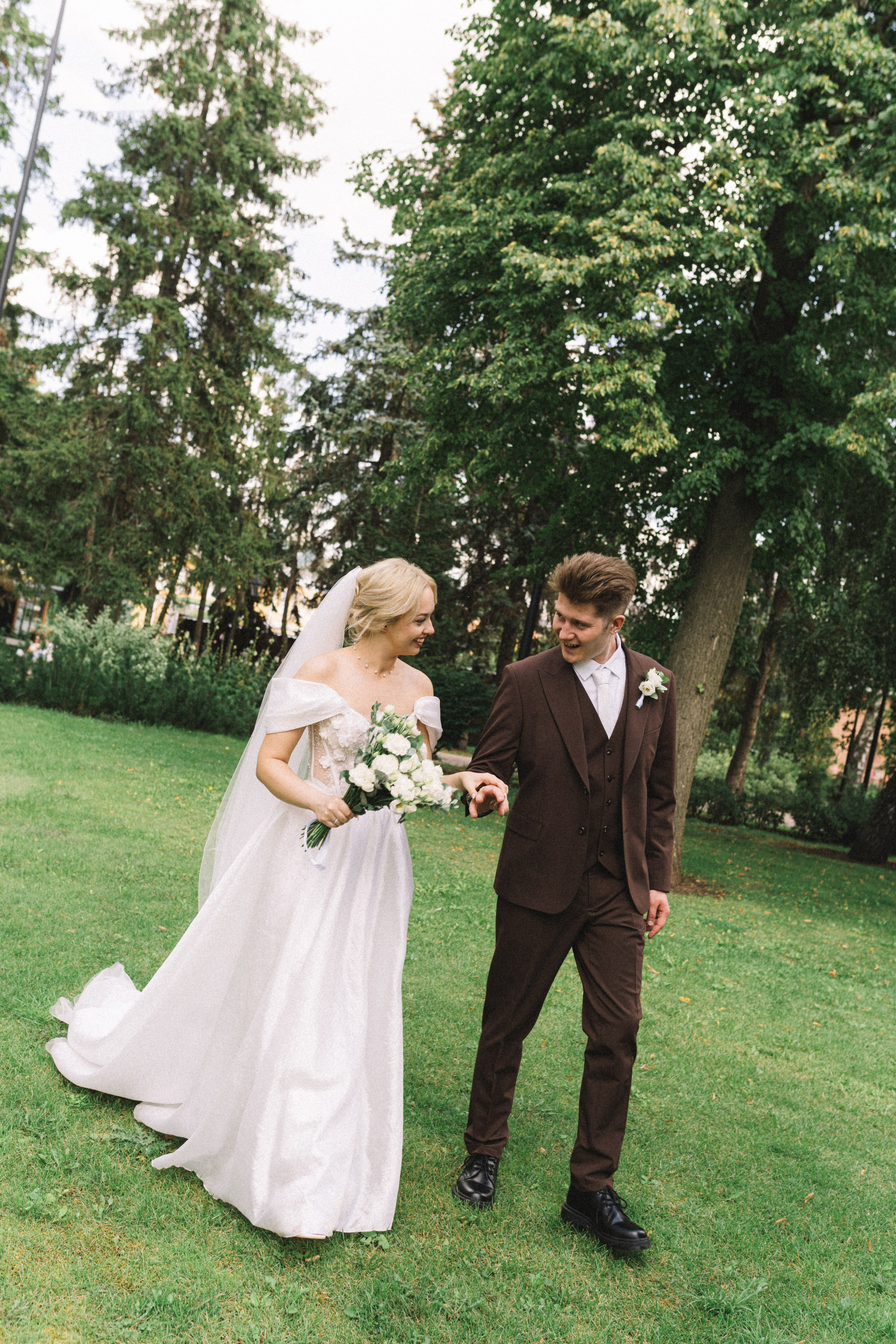 Egor & Alice. Я — Алёна и я фотографирую красиво (е)