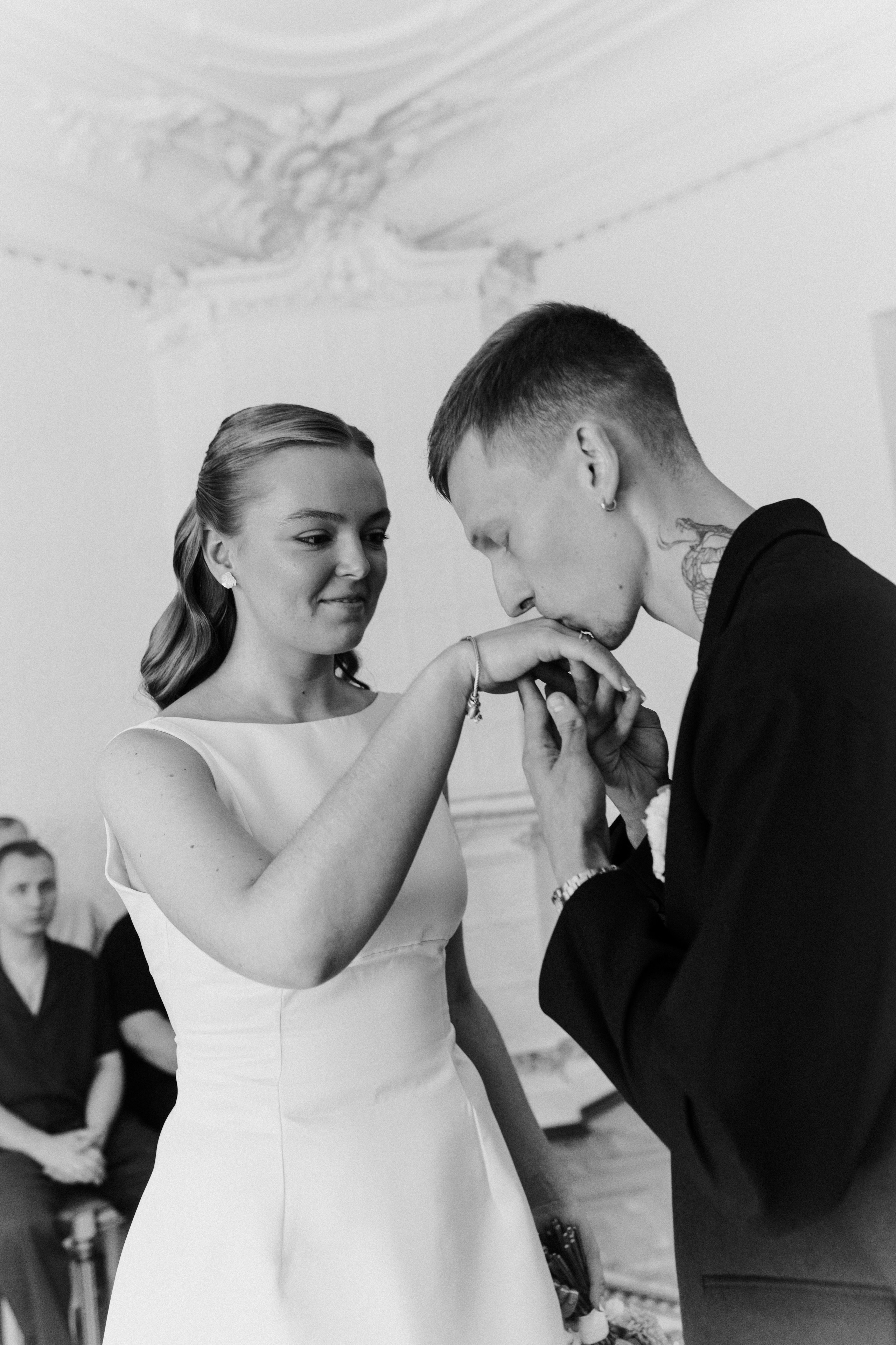 Alixey & Polina. Я — Алёна и я фотографирую красиво (е)