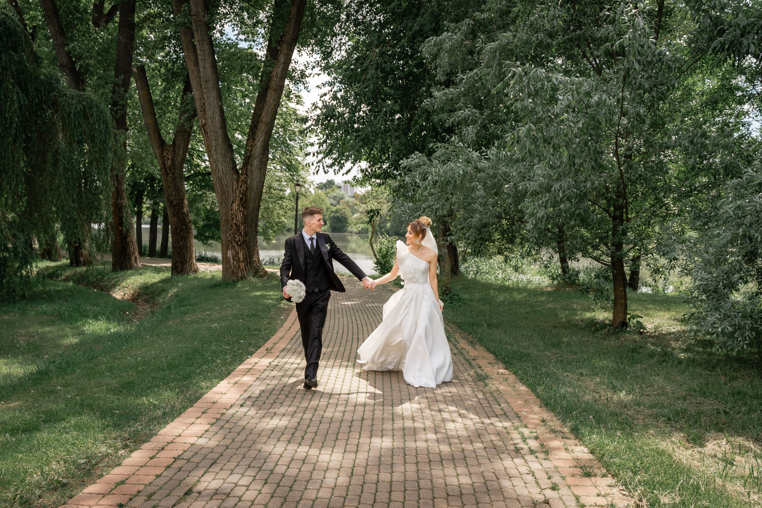 Свадебная фотосессия Алексея и Елизаветы. Видеограф на свадьбу Минск Андрей Щербо