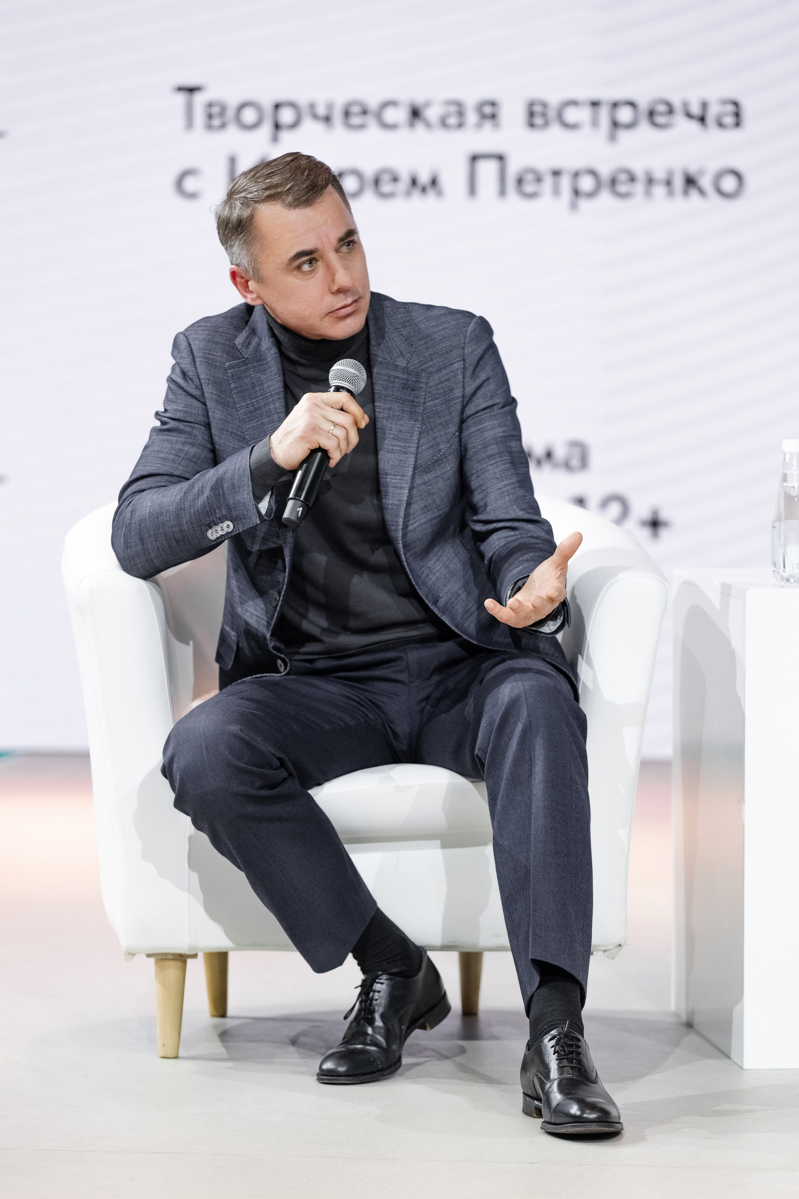 Выставка Россия: наша культура. Свадебный репортажный фотограф в Москве