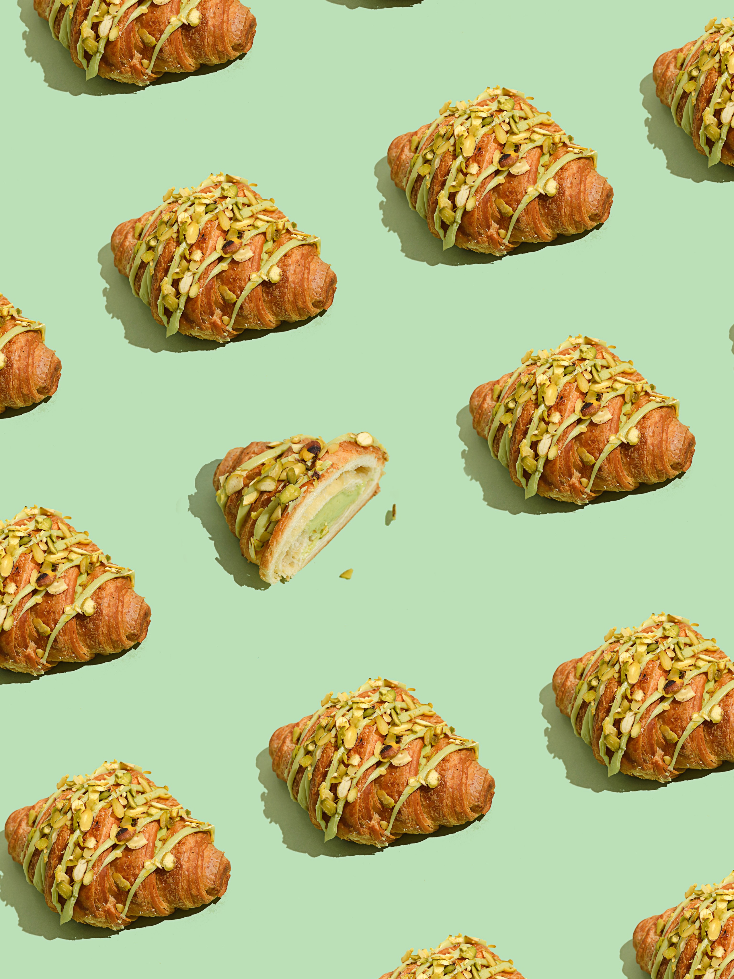 Круассан с фисташкой паттерн