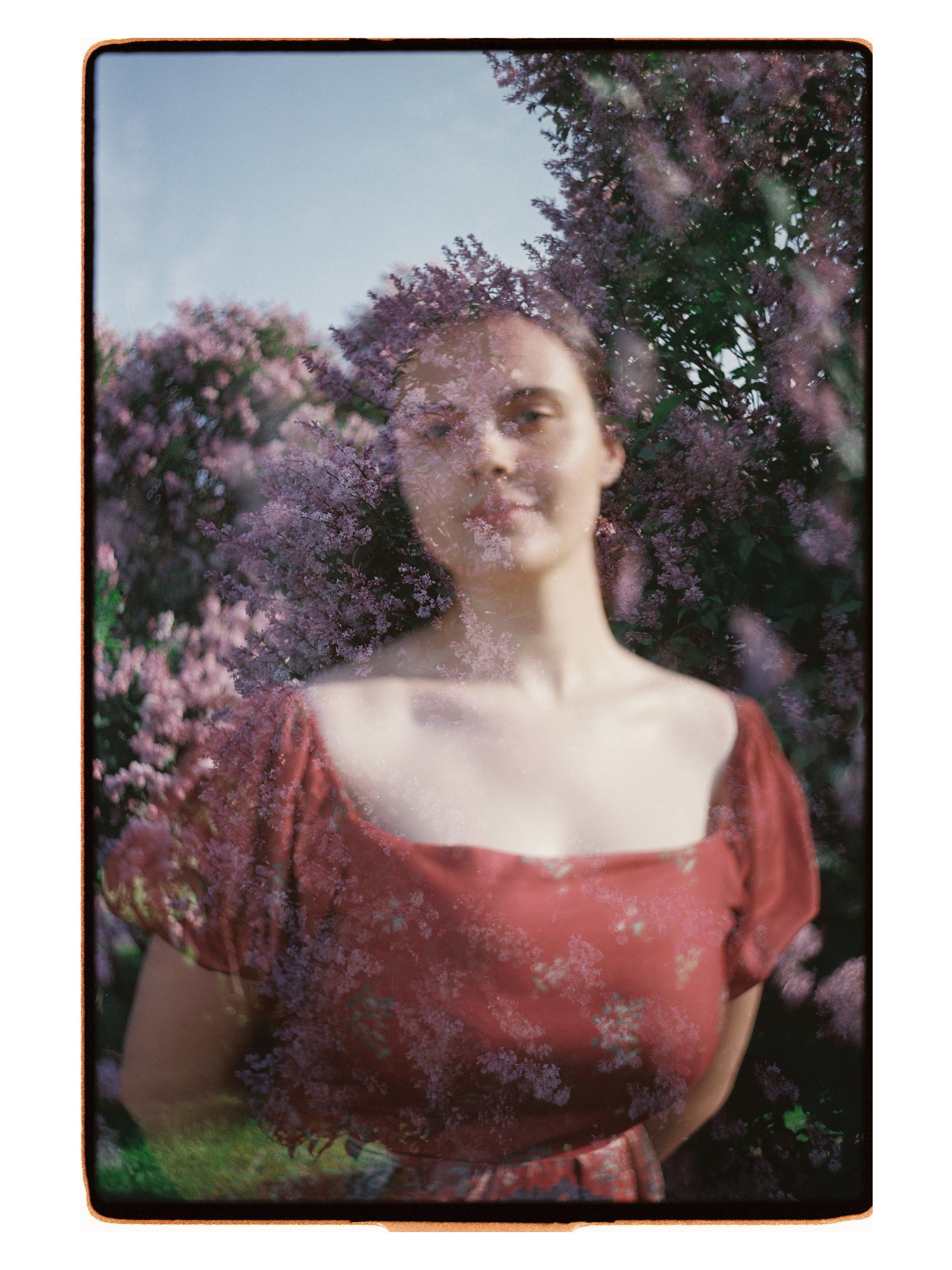 Фотосессия для подруг на плёнку 35 мм в Санкт-Петербурге. Светлана Гопанюк. Портретный фотограф. Санкт-Петербург. СПб