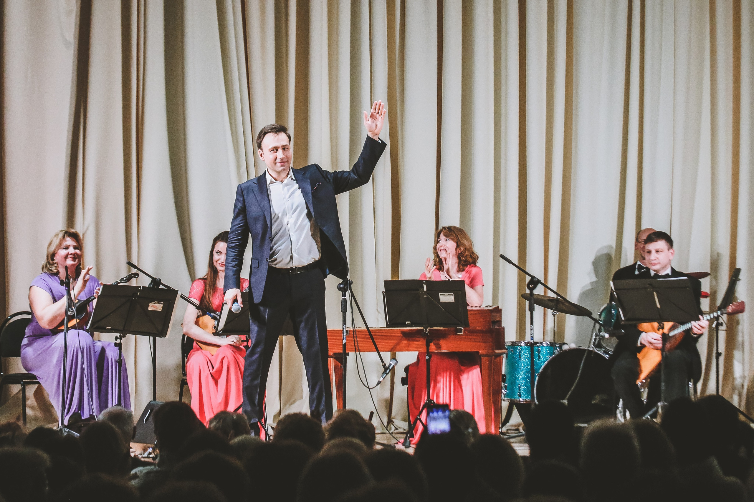 Выступление в Москонцерте. Дарья Письменюк / Darya Leitstern — фотограф, музыкант, журналист, путешественник