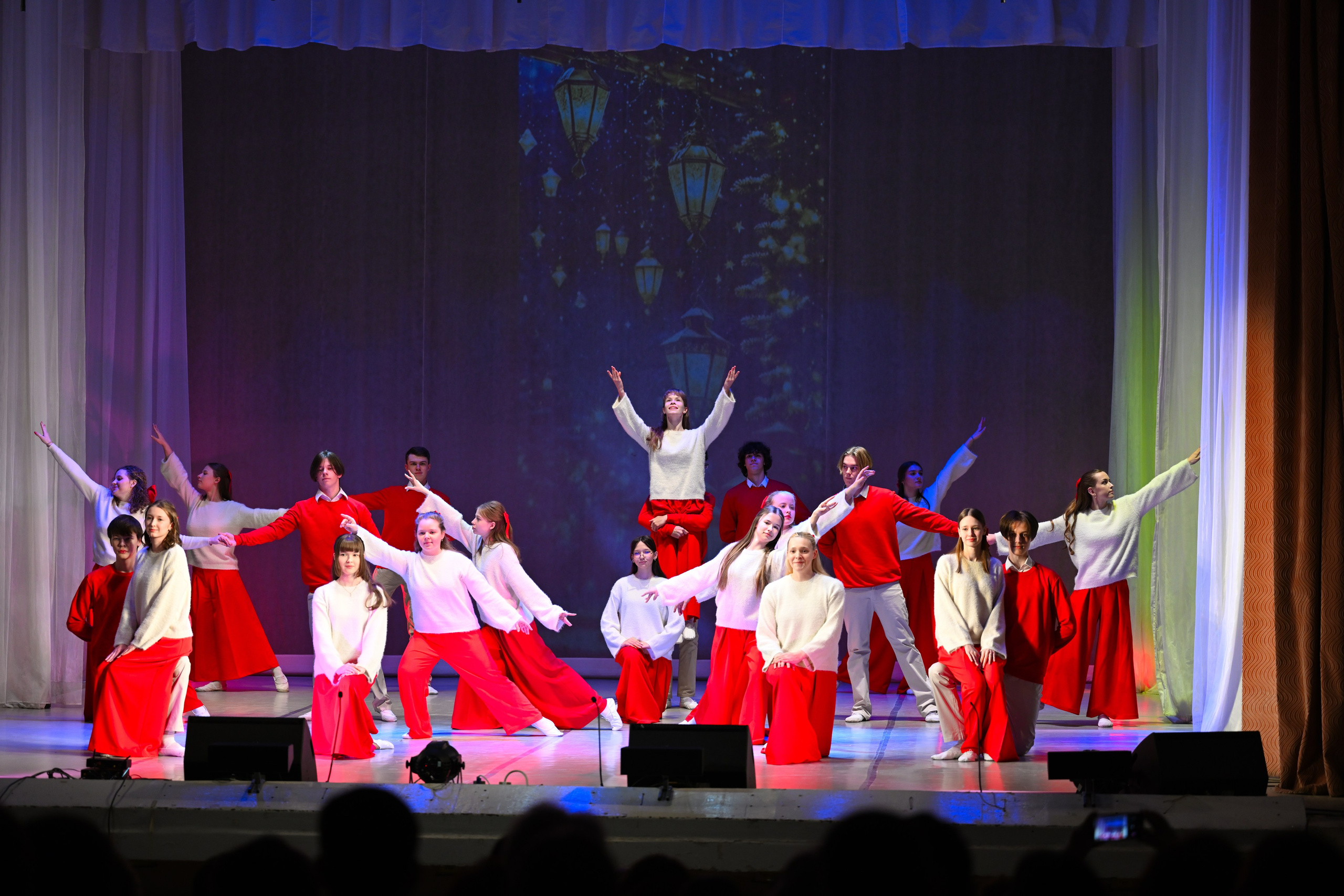 2025-12-19 Танцы ДК. Снежинск фото Андрианов