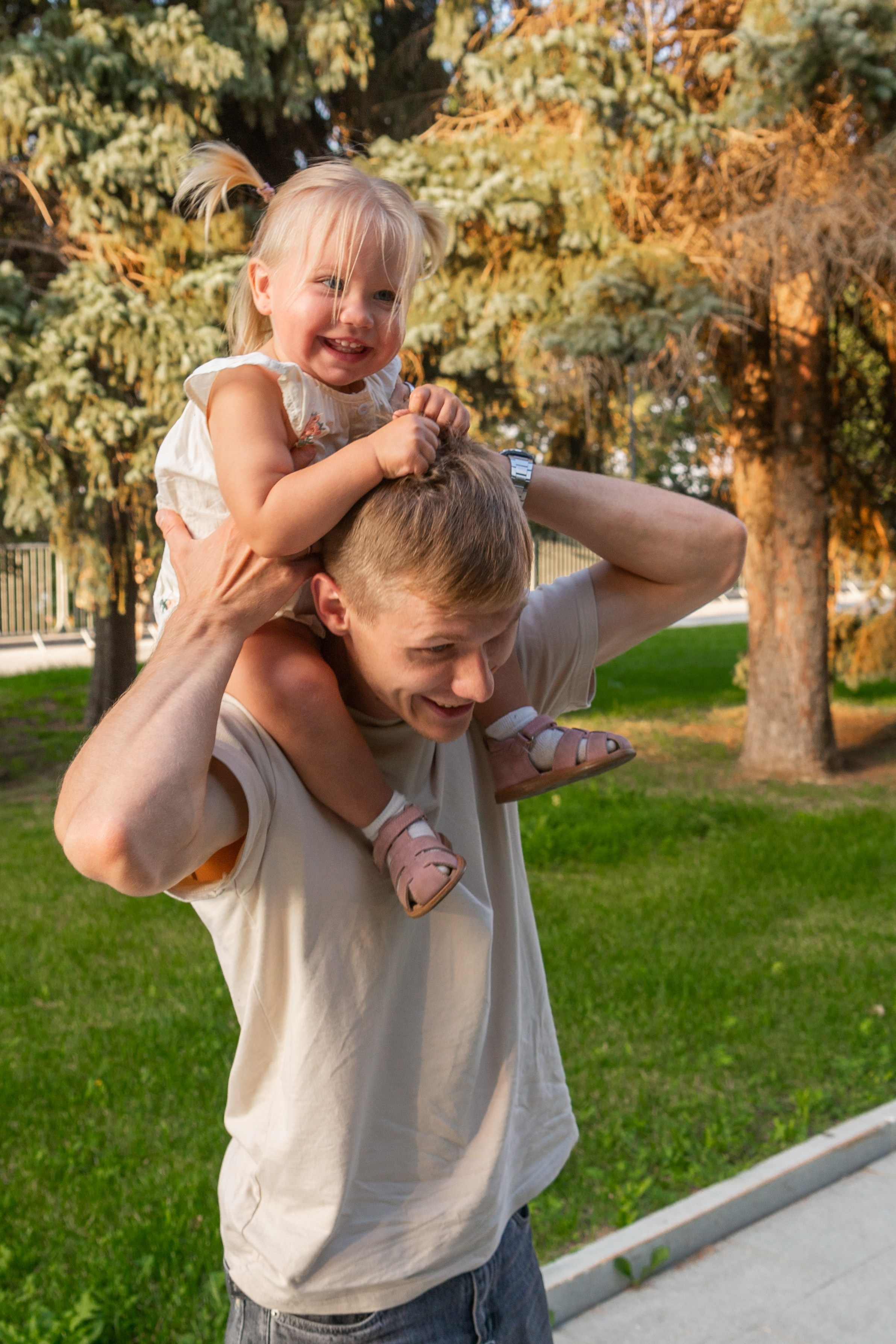 Александр, Марина и Лерочка. Фотограф Шагалов Михаил