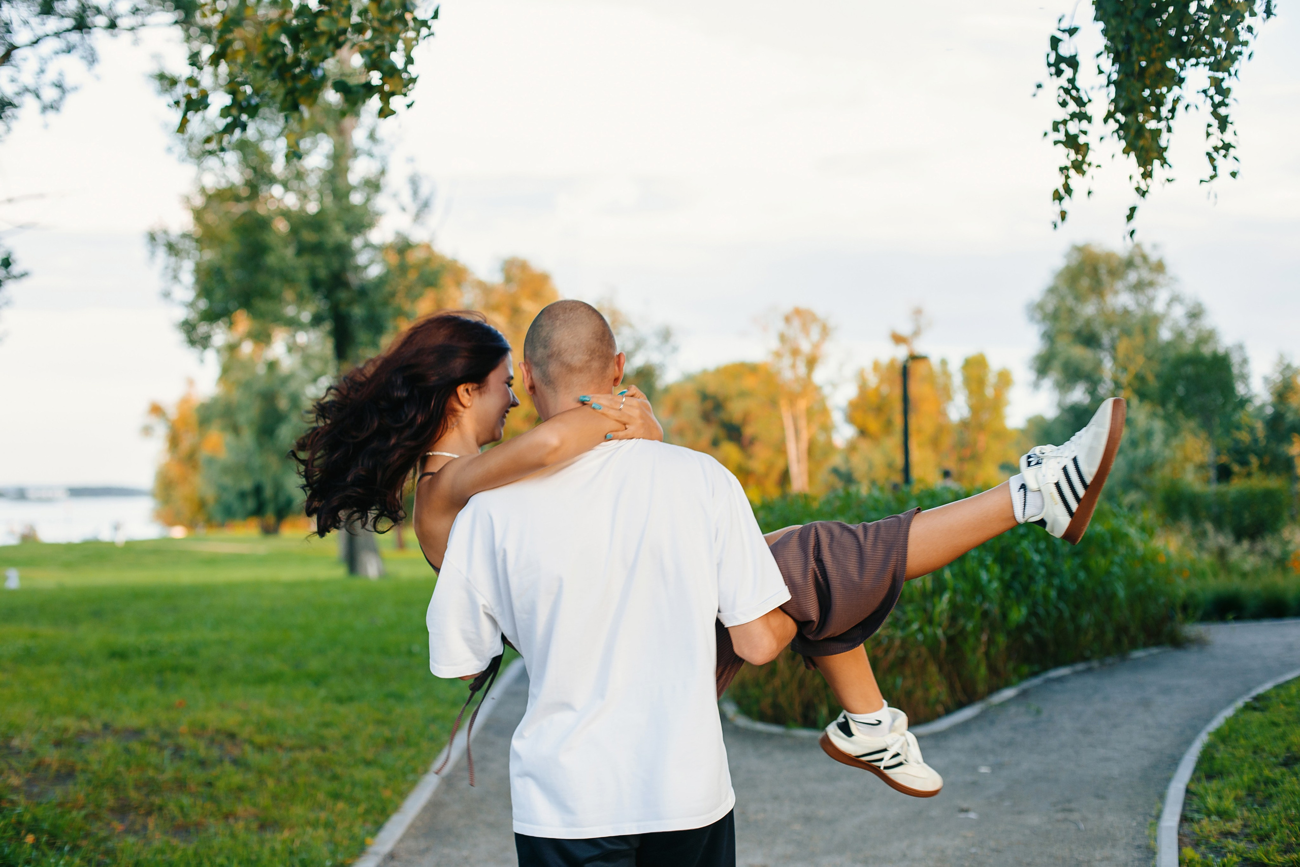 Даша и Данил. Выпускные альбомы Искитим, Бердск и Новосибирск Крюкова Елена