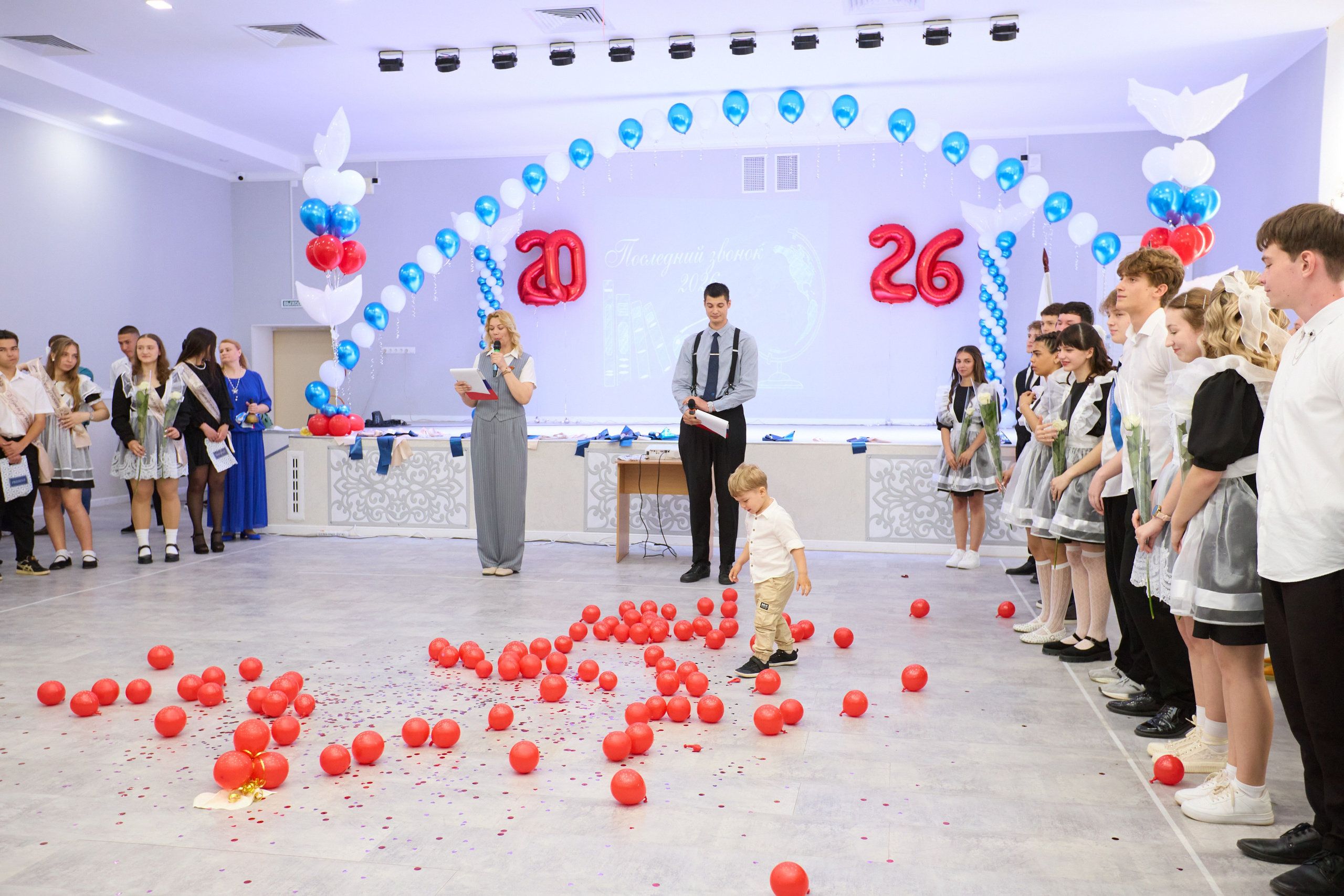 Последний звонок 6 шк 11А Саки. Фотограф в Крыму Светлана Викулова