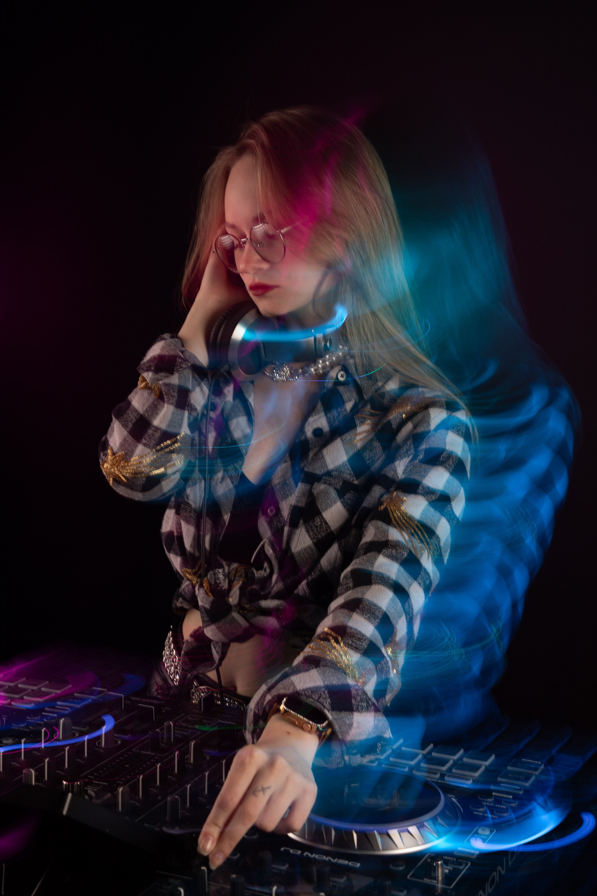 DJs. Репортажный и свадебный фотограф в Курске Борис Захарчук