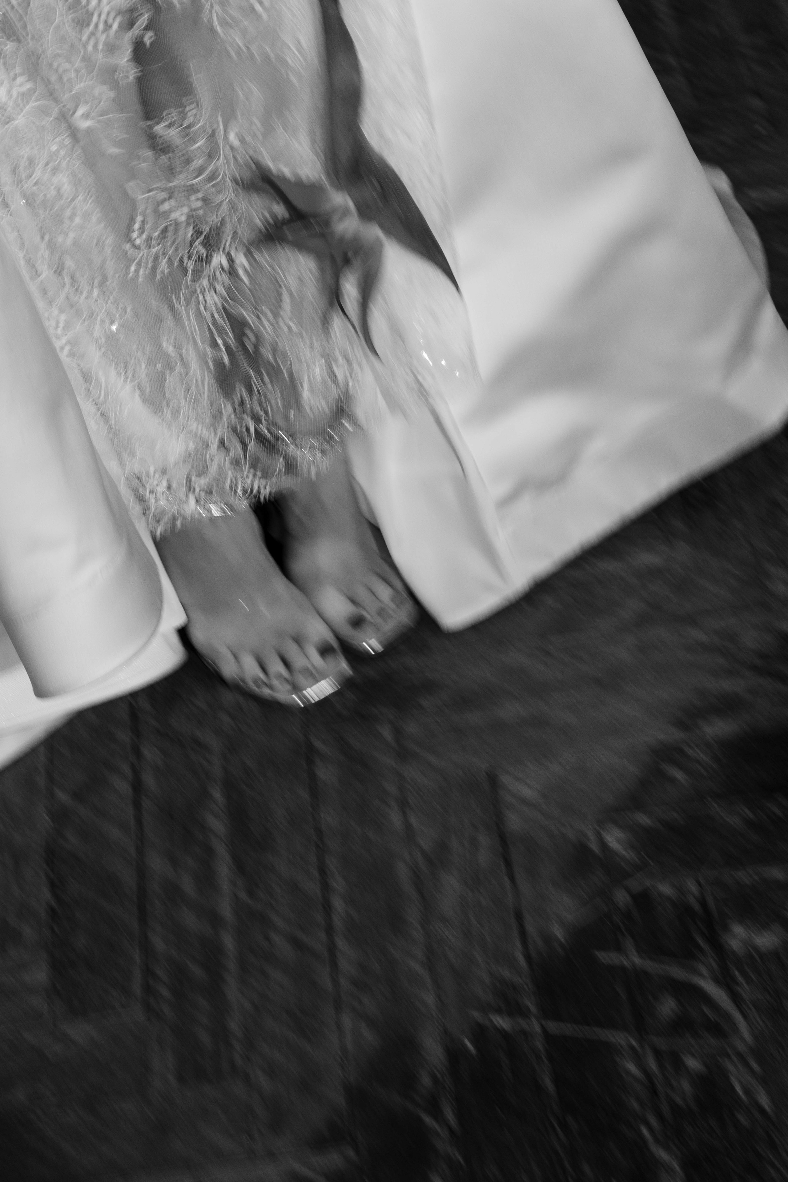 Анна. Я Ира и я фотографирую свадьбы более 10 лет