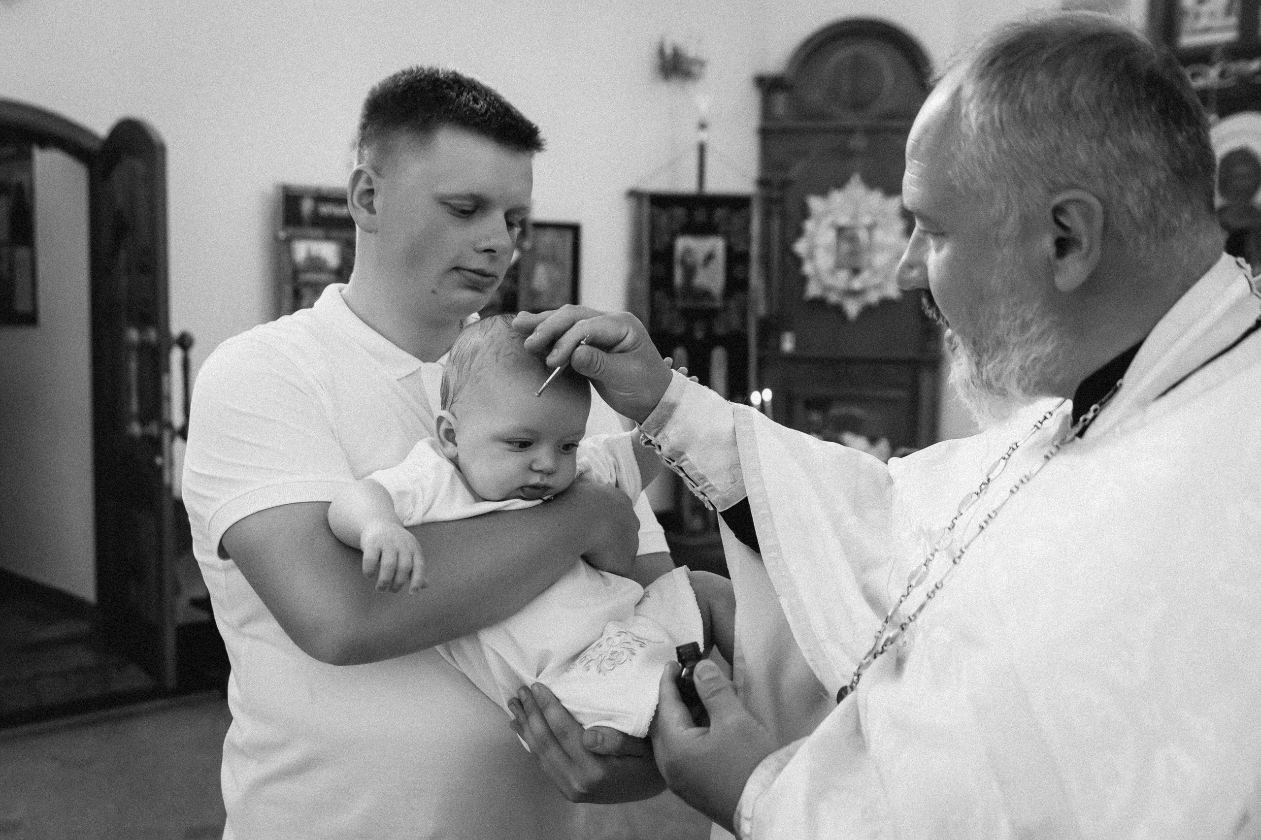 Крещение Роберта. Семейный фотограф Минск Усова Ольга