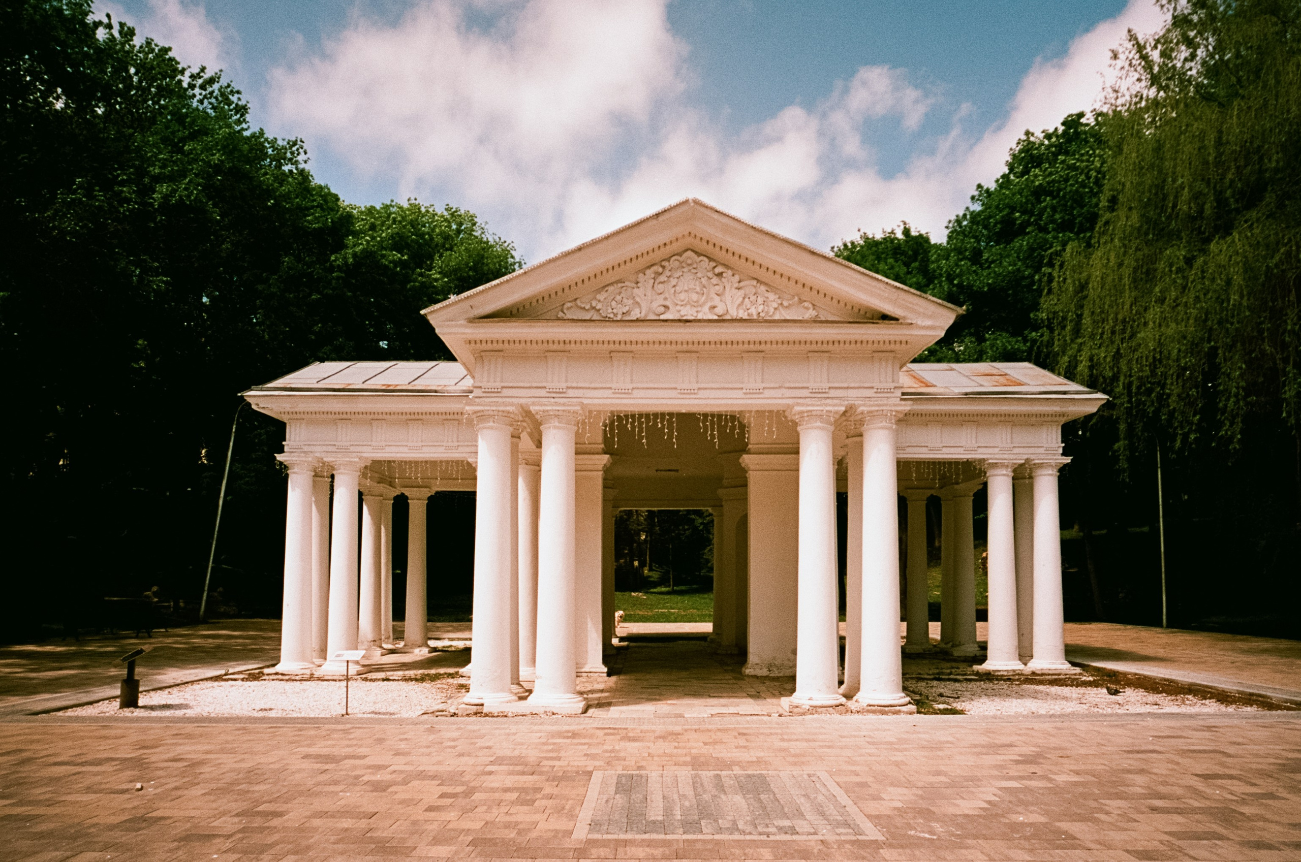 6 мая Парк Ессентуки / Voigtlander BESSA-T / Kodak Aerocolor IV