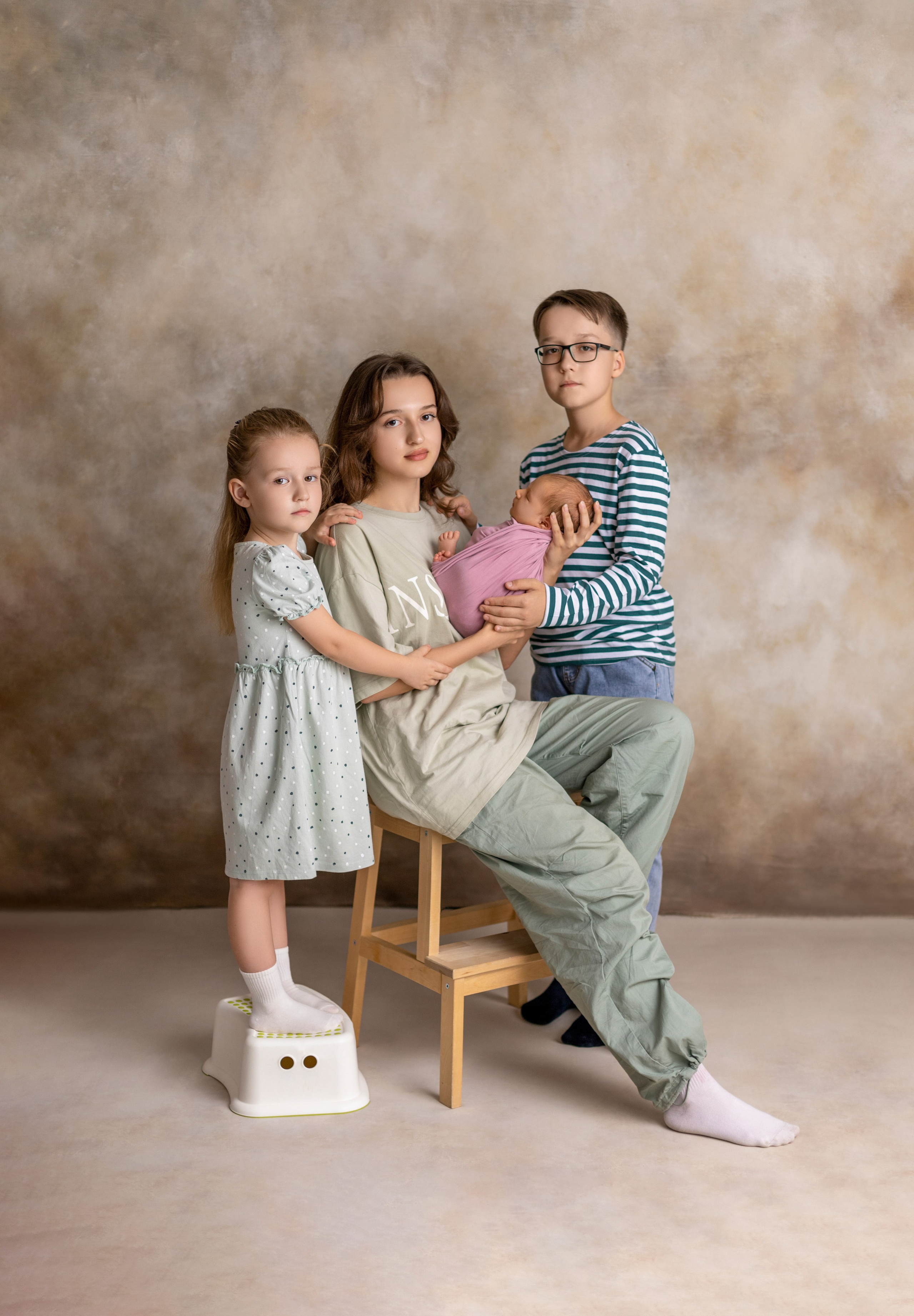 Надежда и дочка, 17 дней. Фотограф новорожденных в Нижнем Новгороде Надежда Кадылкина