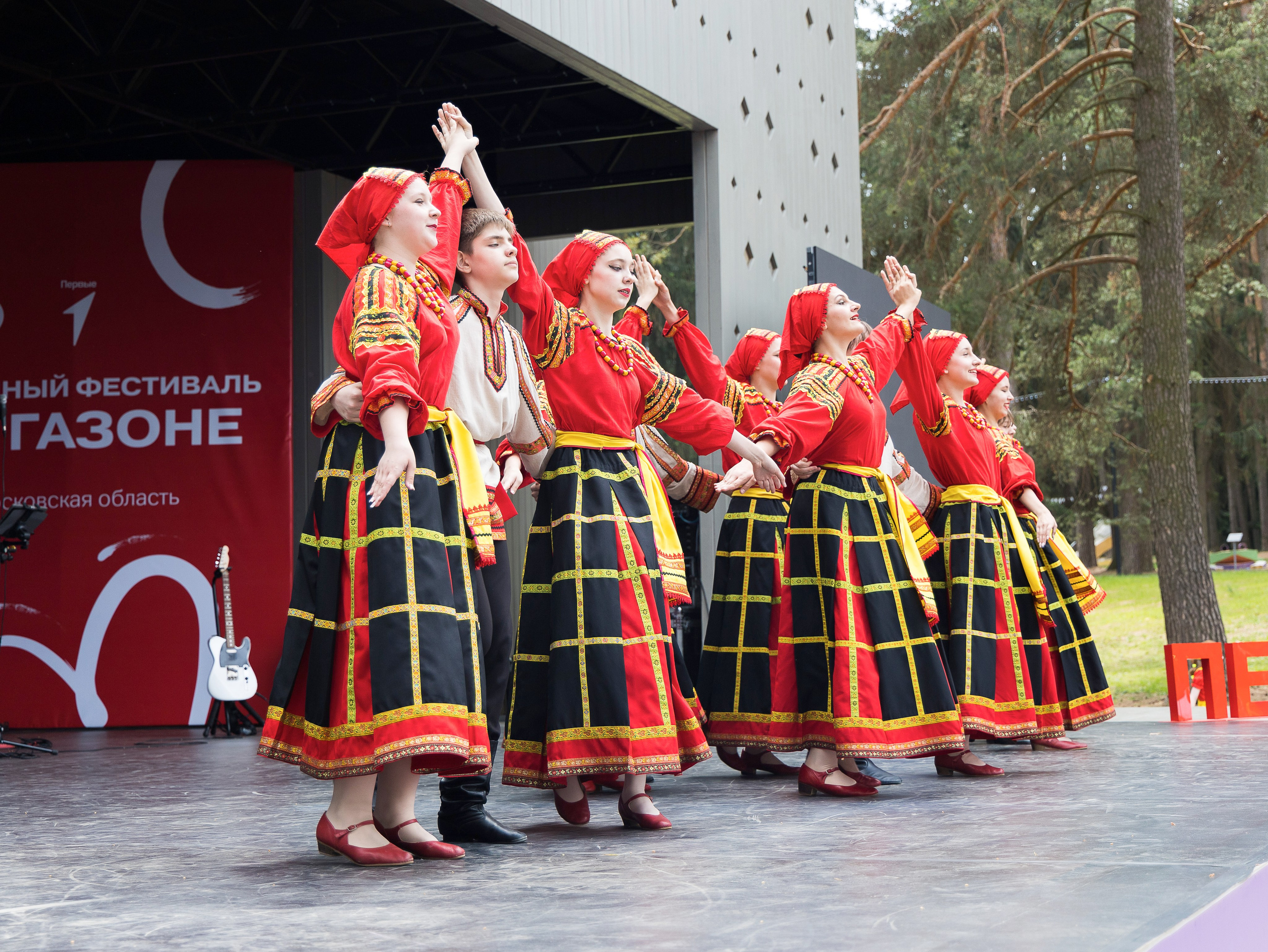 — Город танцует в парках г. Жуковский