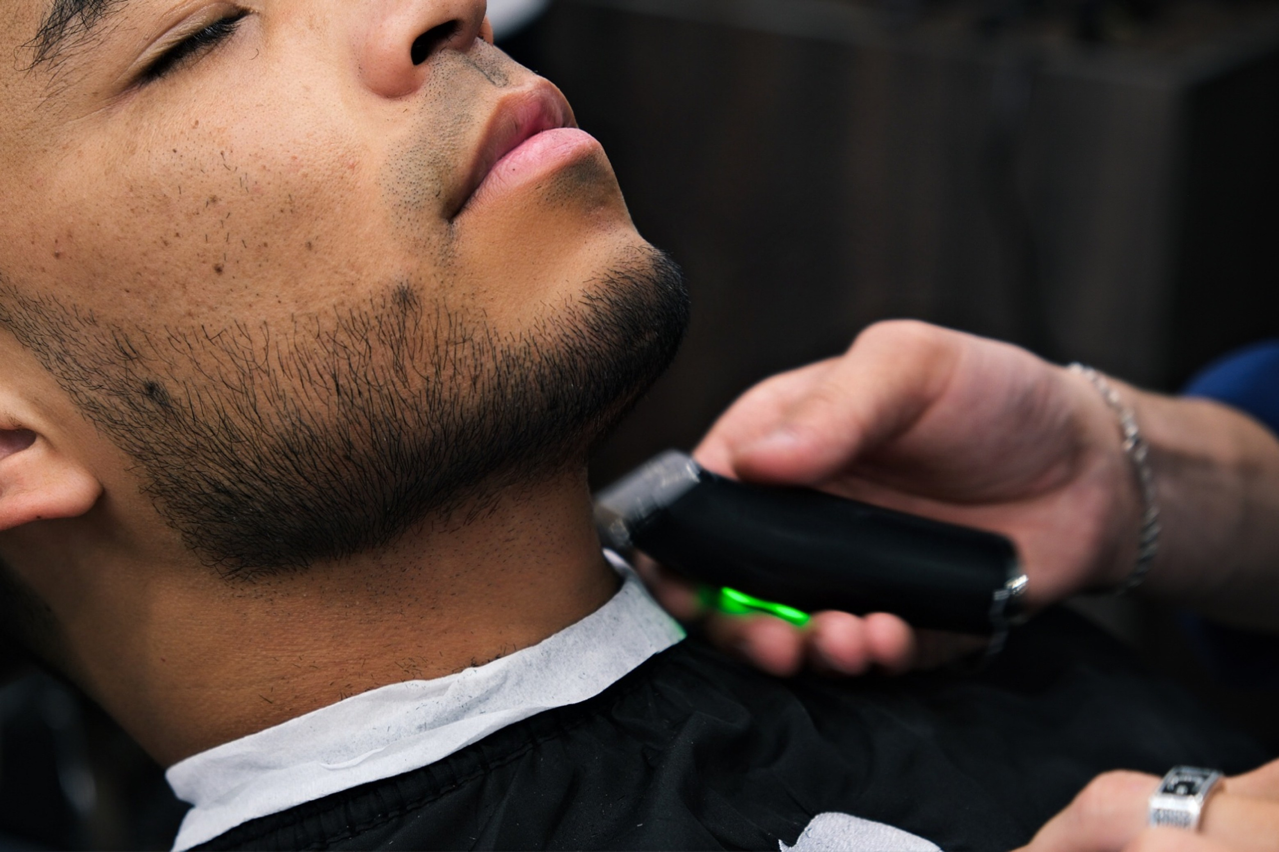 Съемка для барбершопа. Фотограф на камеру и мобильная съемка в Казани Лидия