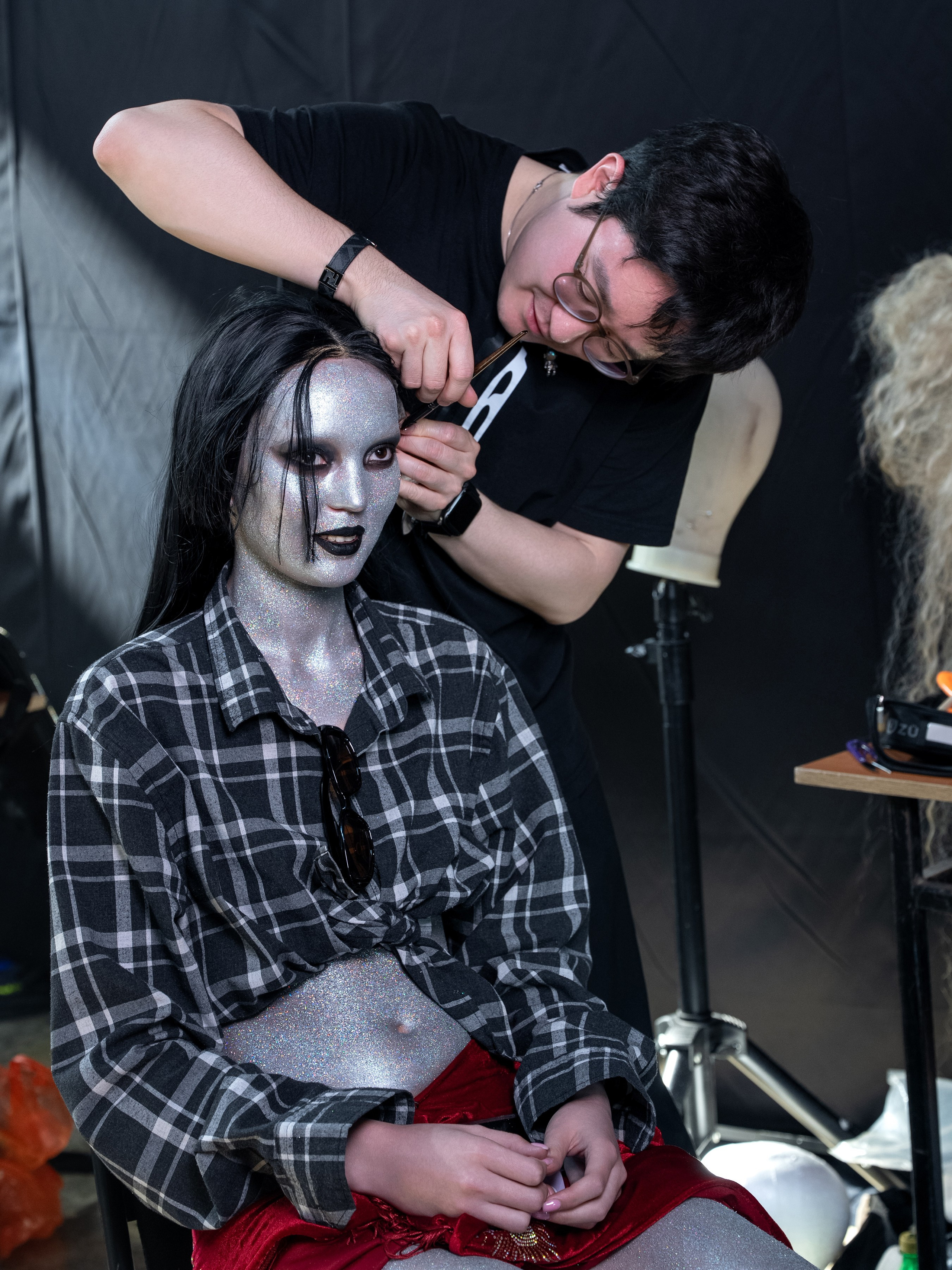 Visa Fashion Week Almaty Pre-Fall 2026 April Backstage Day 2. Сайт Алматинского НЮ АРТ, будуар и фэшн фотографа Дениса Карпенко