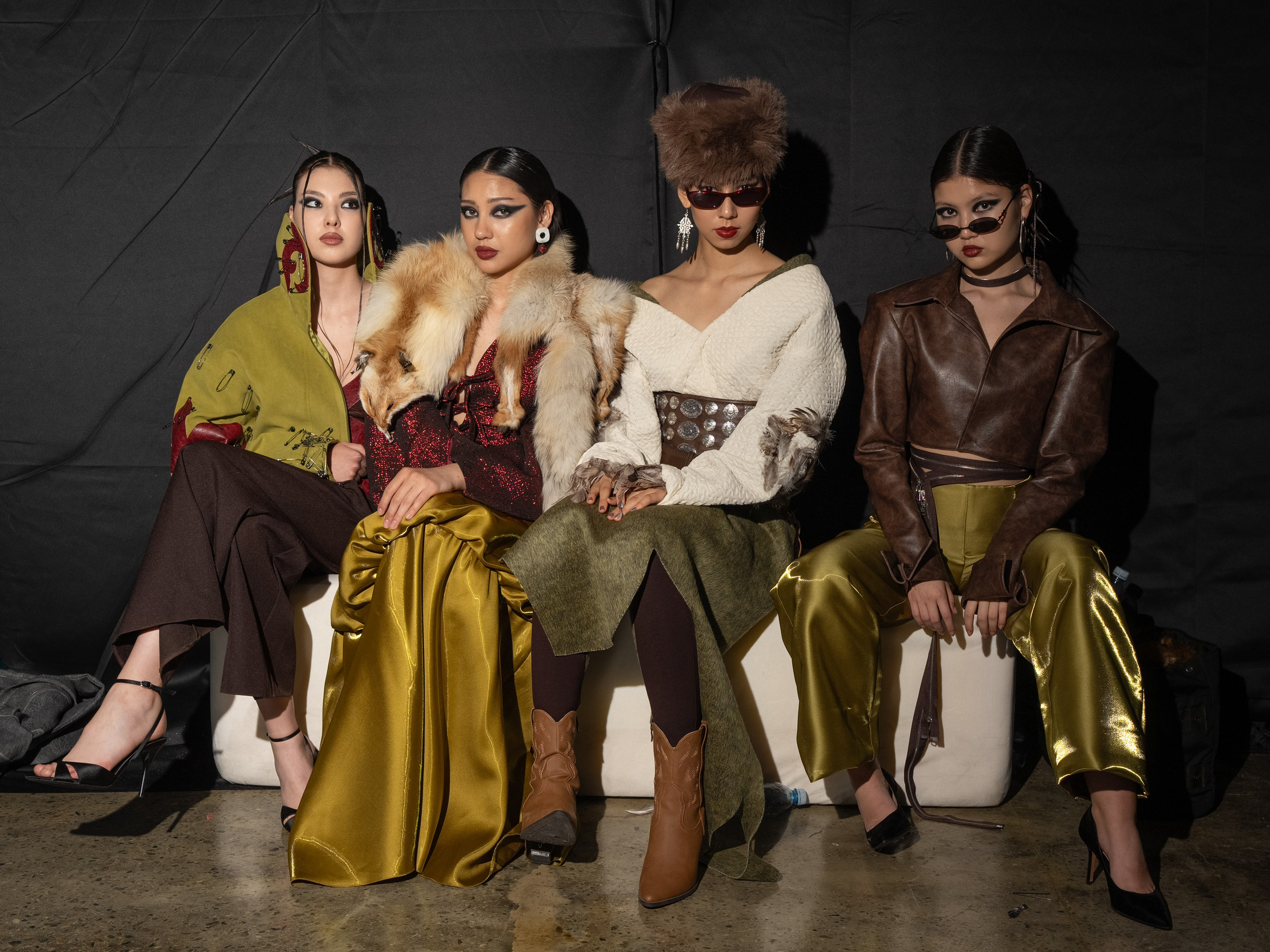 Visa Fashion week Almaty Backstage Day 3. Сайт Алматинского НЮ АРТ, будуар и фэшн фотографа Дениса Карпенко