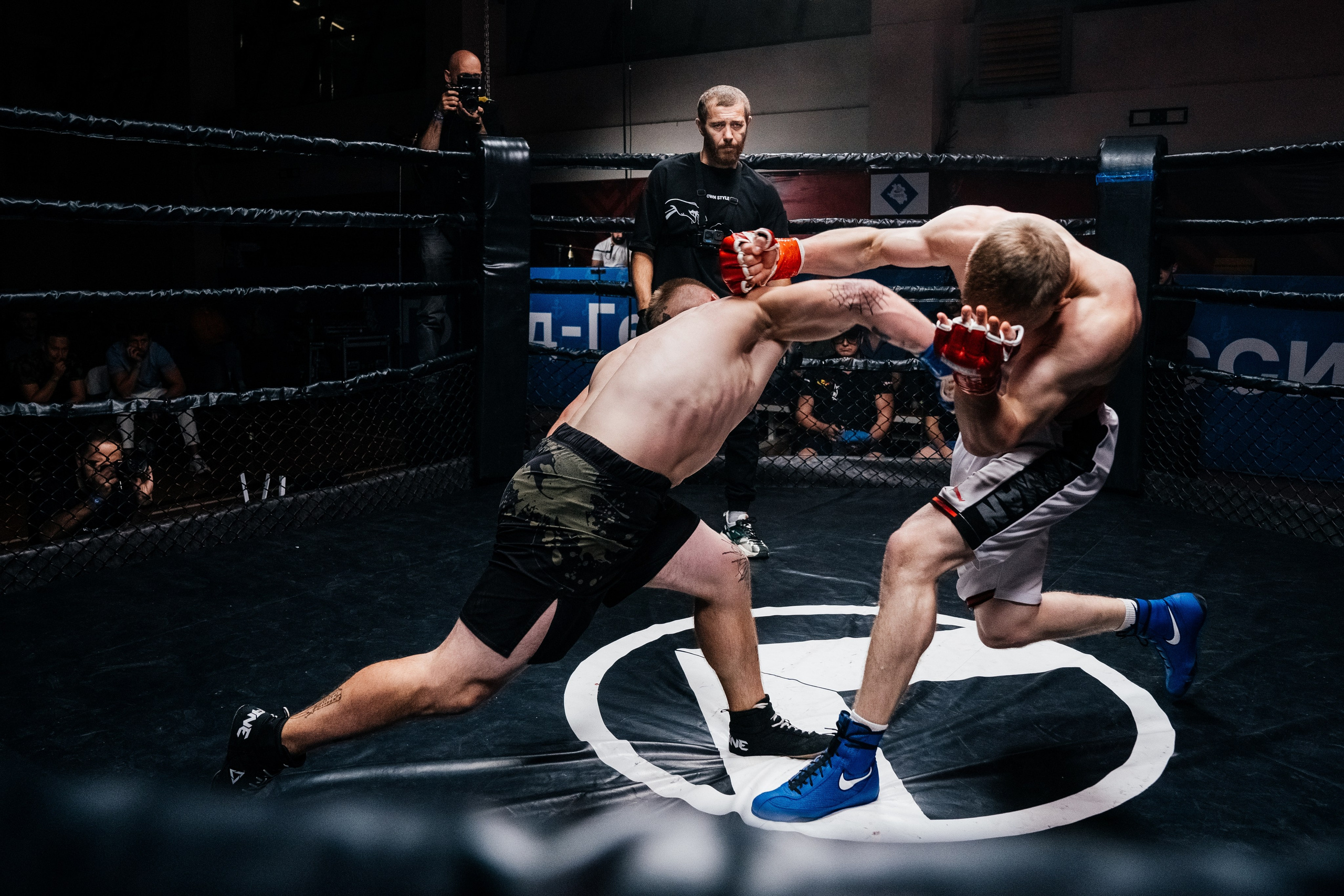 Backstage. Создание визуального контента для бизнеса и блогов