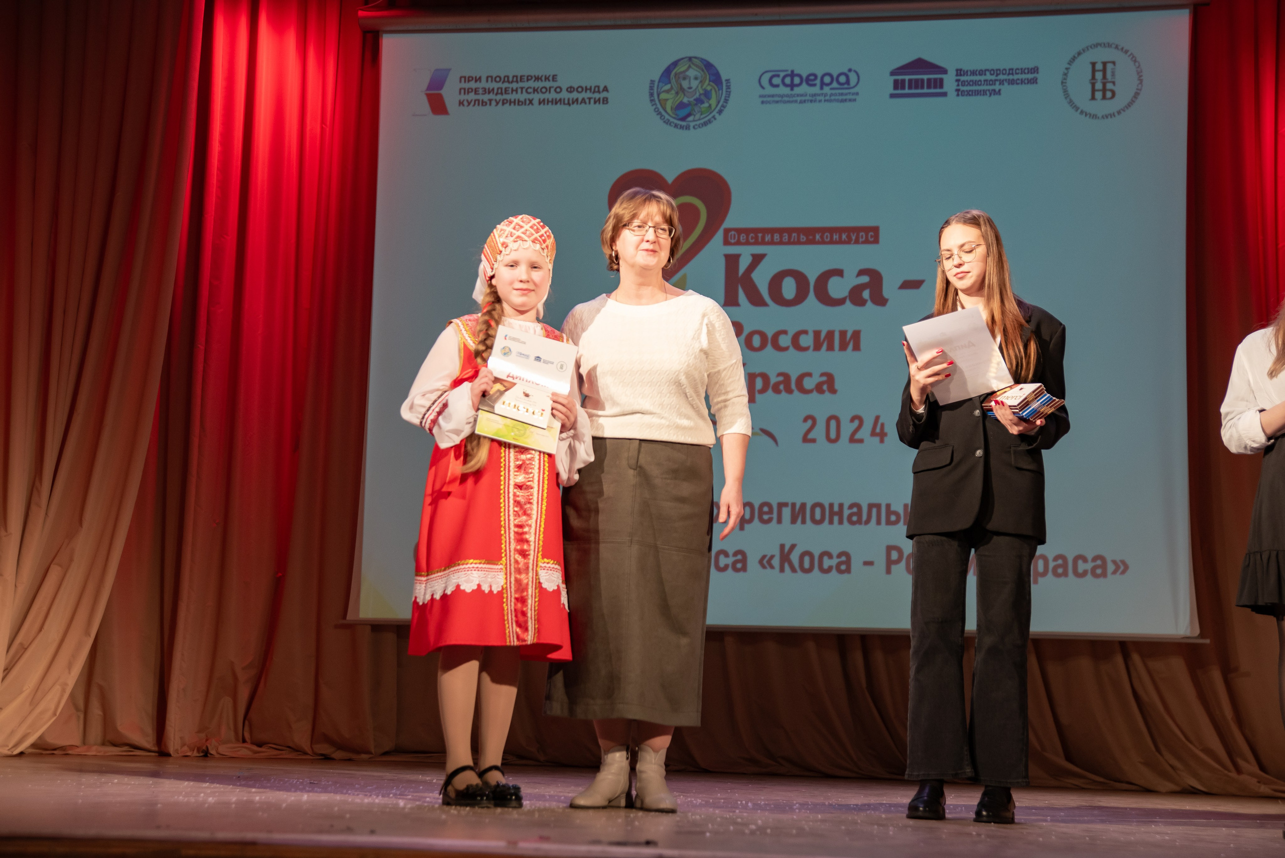 Репортажная съёмка концерта в Нижнем Новгороде. Фотограф Макс Огурцов в Нижнем Новгороде