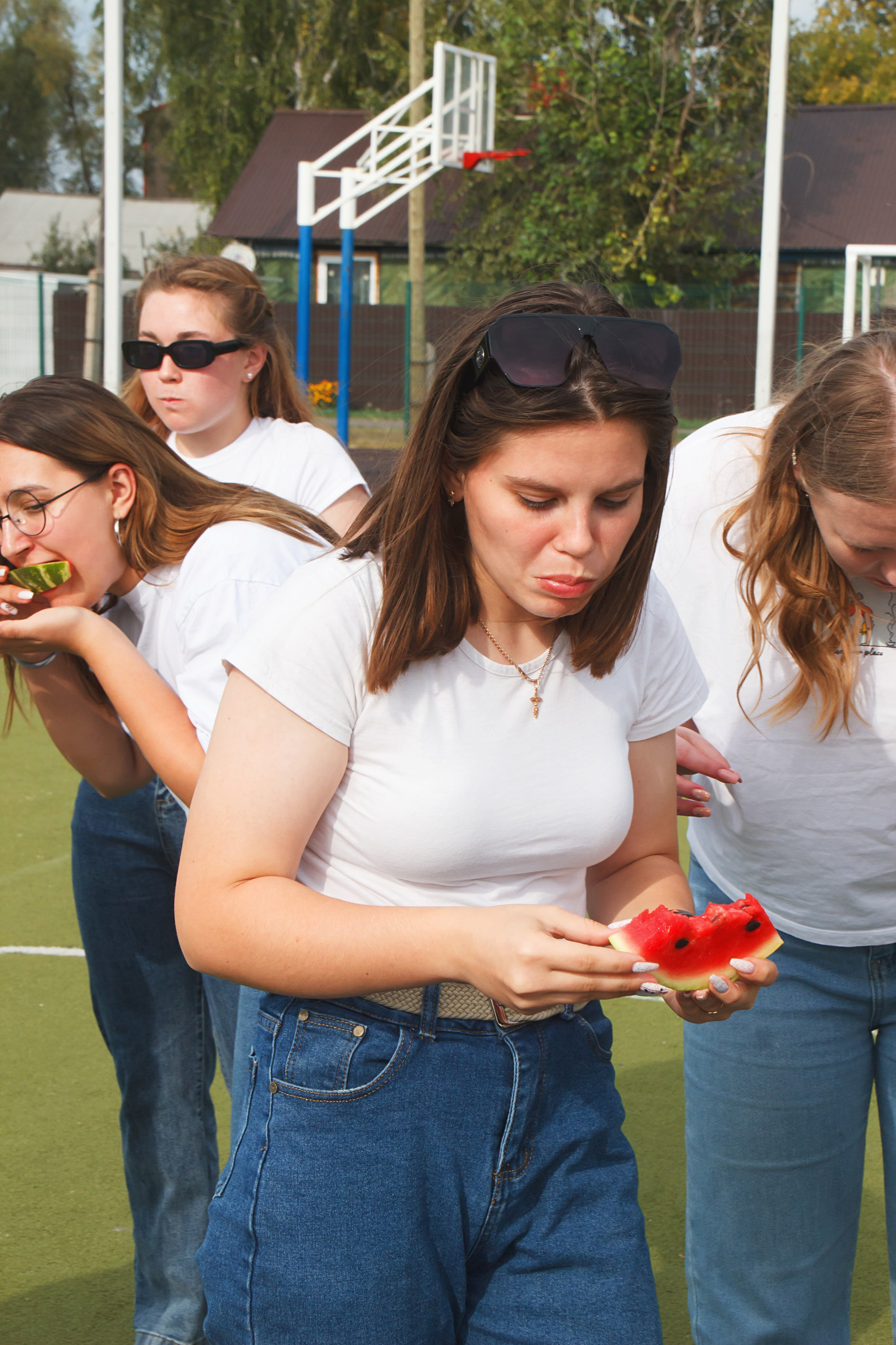 Выпускной альбом 2023. Фотограф и видеограф в Омск/Москва Сащенко Лера
