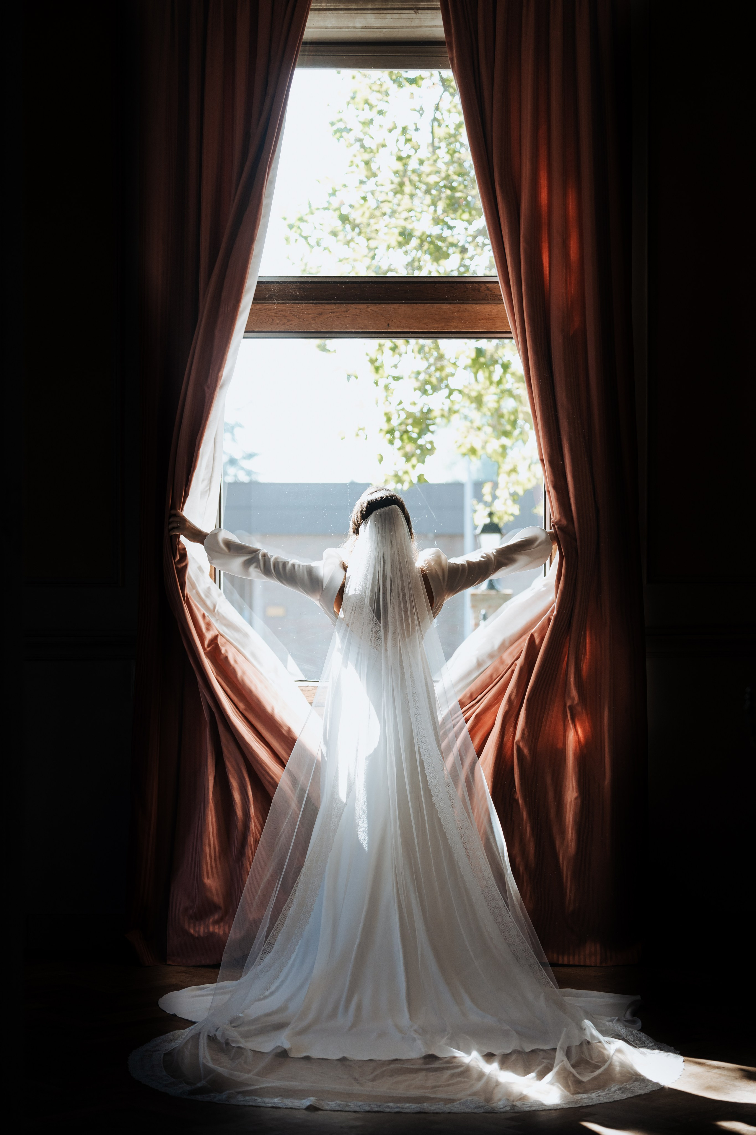 …Eternal devotion. Golden Moments Editing — We do Wedding’s Retouch and Video Editing