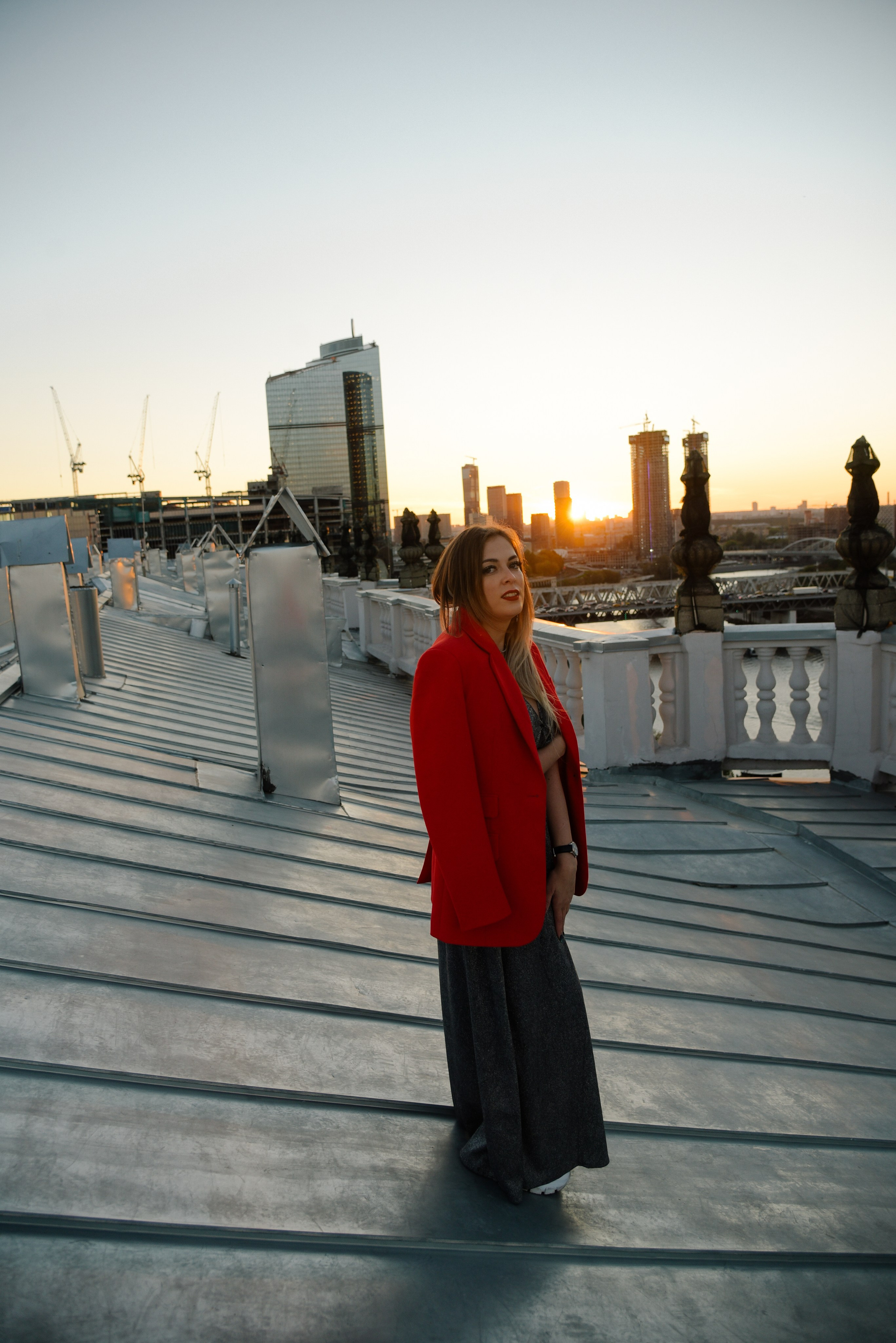 Крыша напротив Москва-Сити. Фотограф Лола Волна, город Москва