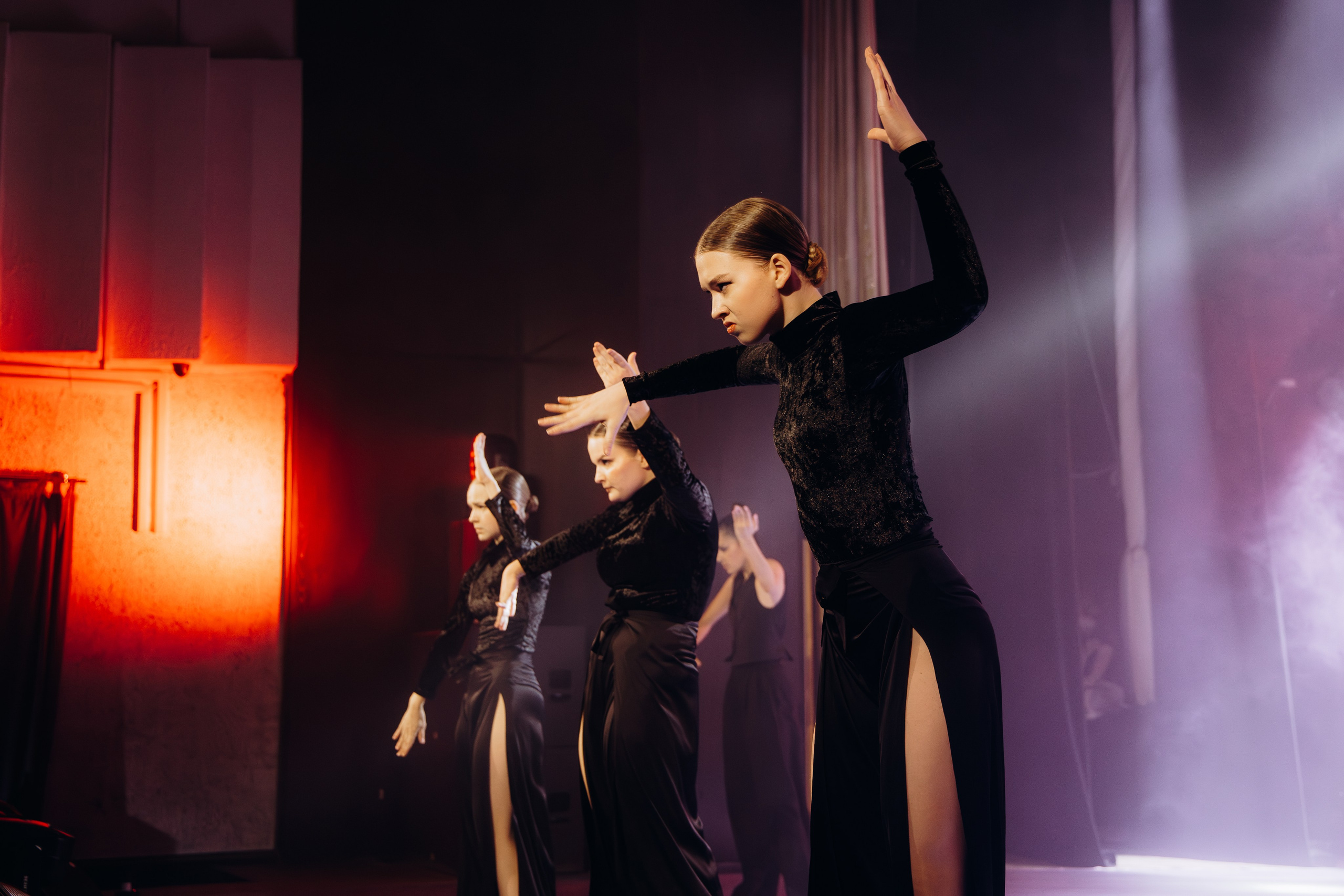 ALTERNATIVE DANCE STUDIO. Свадебный и репортажный фотограф в Омске. Червоткин Никита