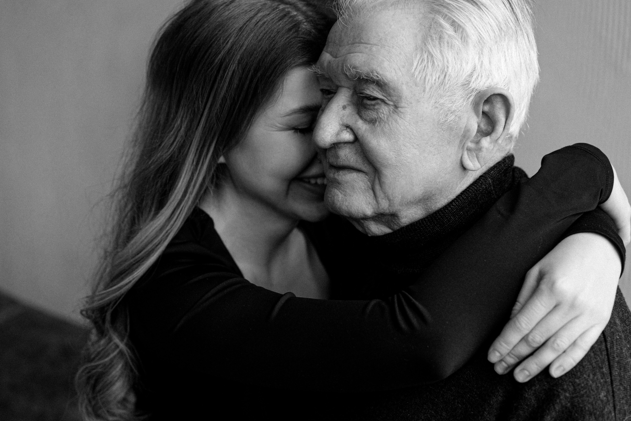 Анастасия и дедушка. Свадебный и семейный фотограф в Калининграде Анастасия Гриценко