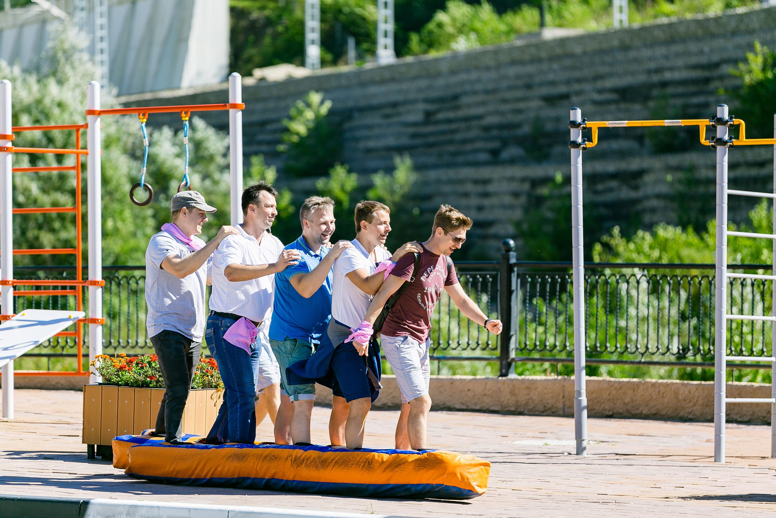 Репортажная фотосъемка спортивных соревнований и тимбилдингов. Репортажный фотограф | Роза Хутор Красная Поляна Сочи Сириус