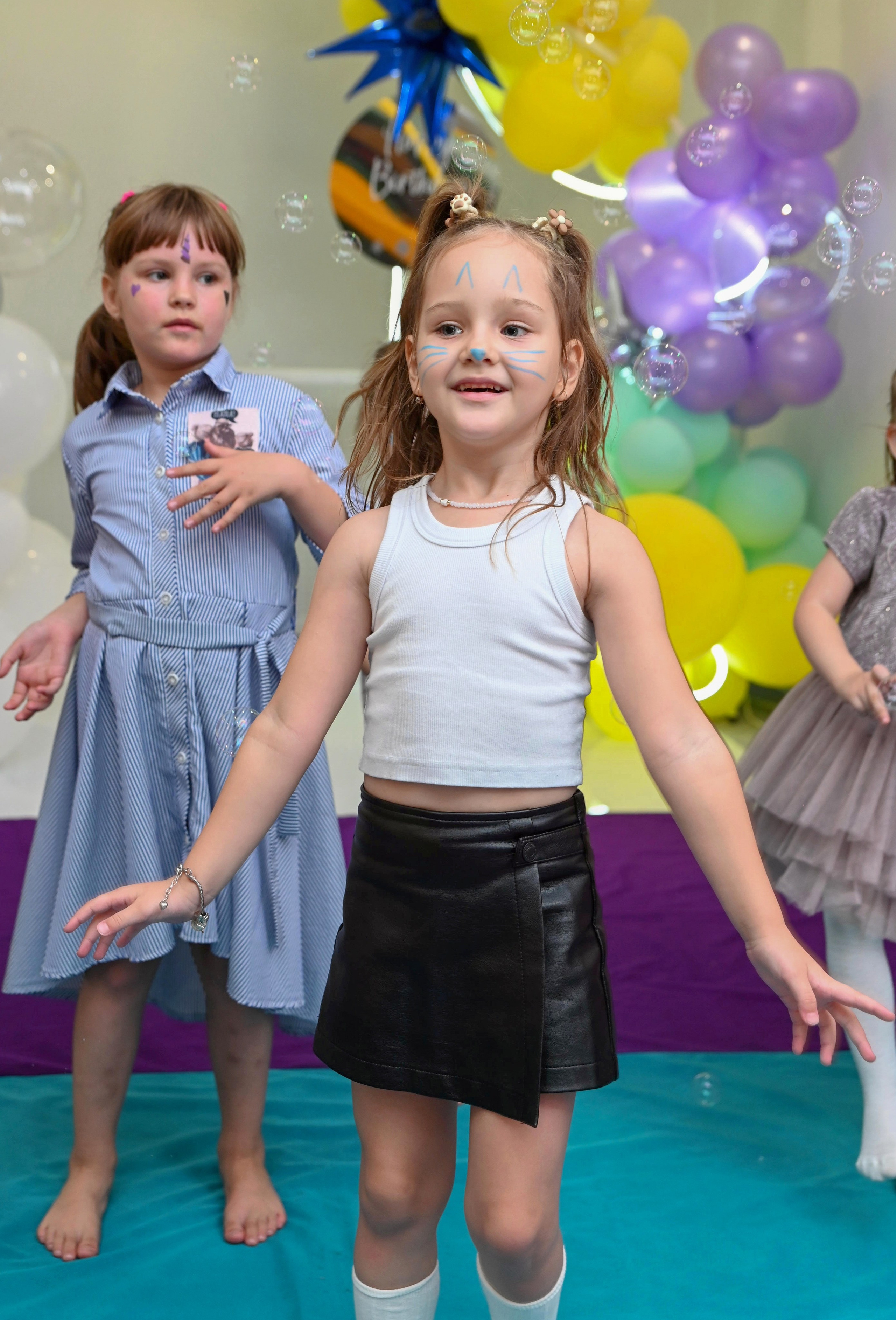 Игротека «Море Позитива». Я Ольга Казанцева, фотографирую снимаю ваши киноистории и печатаю фото и цифровые портреты на холсте