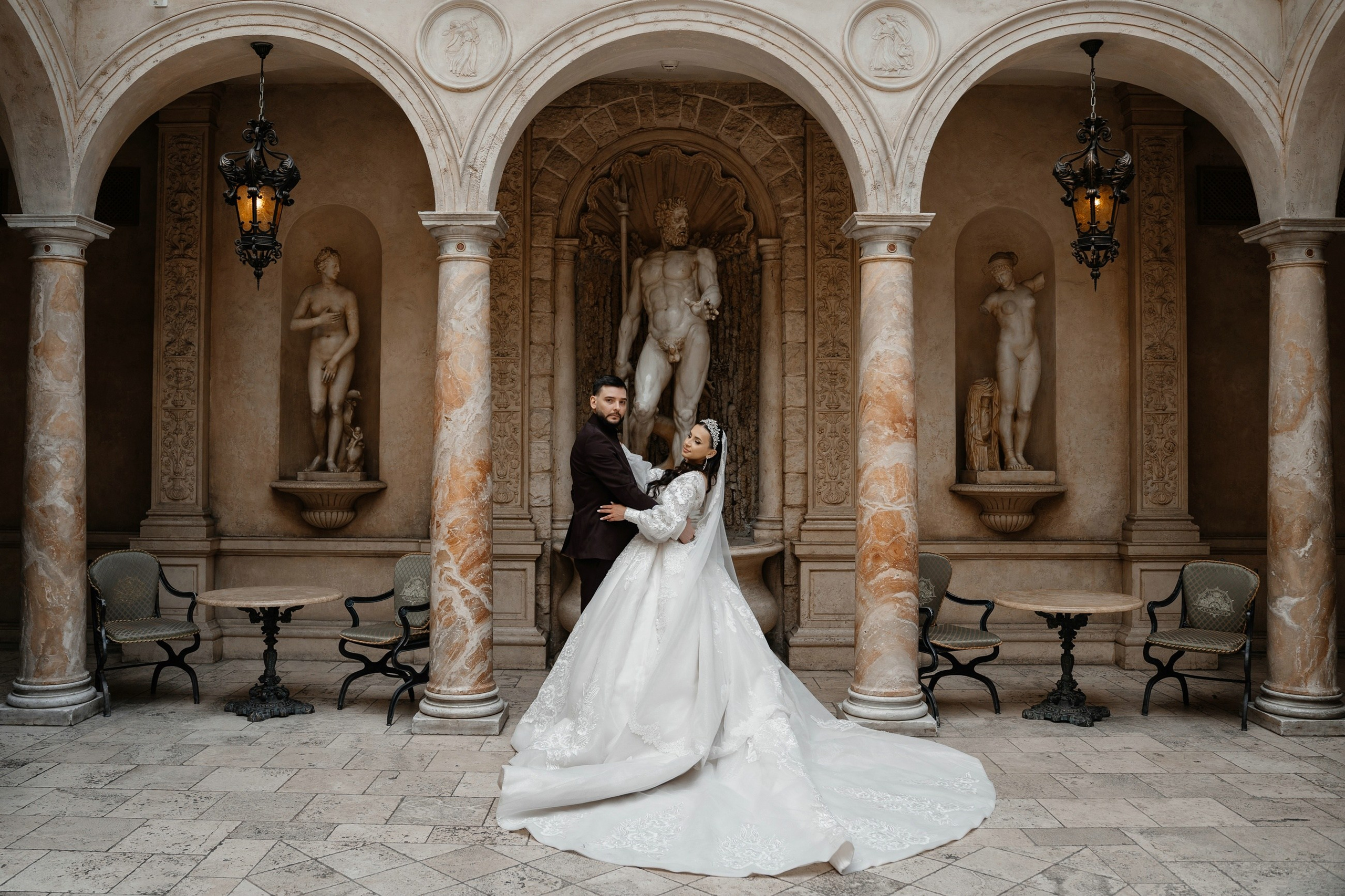 Свадебная фотосессия в ресторане Турандот. Свадебный и семейный фотограф в Москве Светлана Зоткина