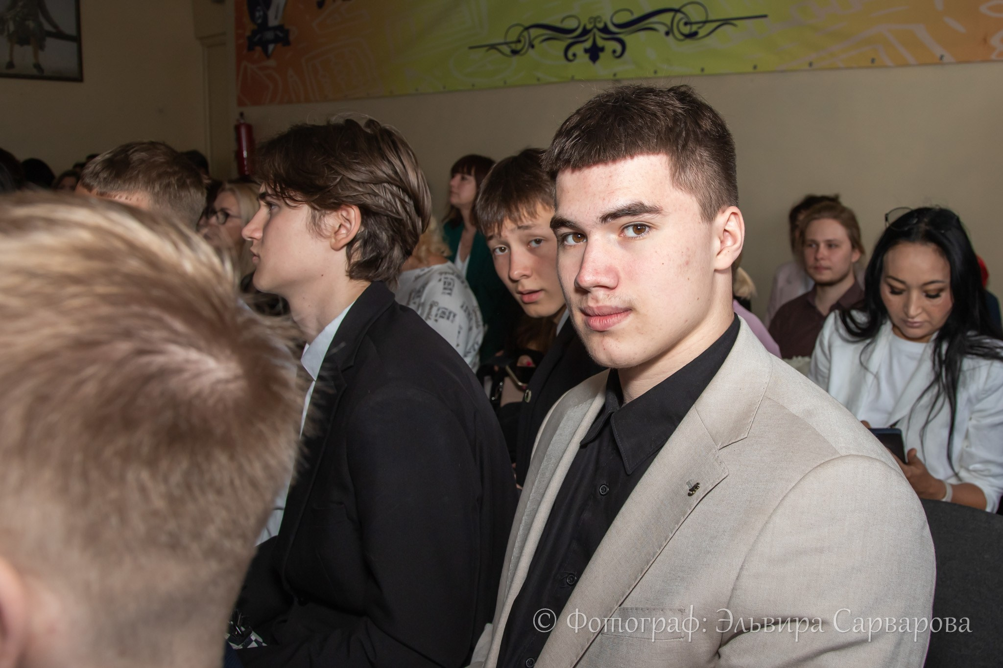 Вручение аттестатов 9 класс. Репортажный Фотограф