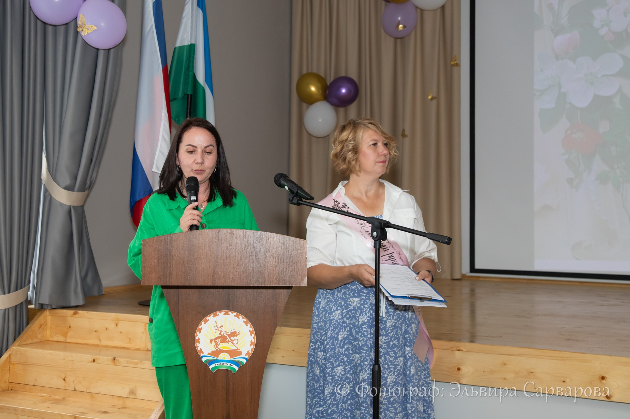 Вручение аттестатов 11 класс. Репортажный Фотограф