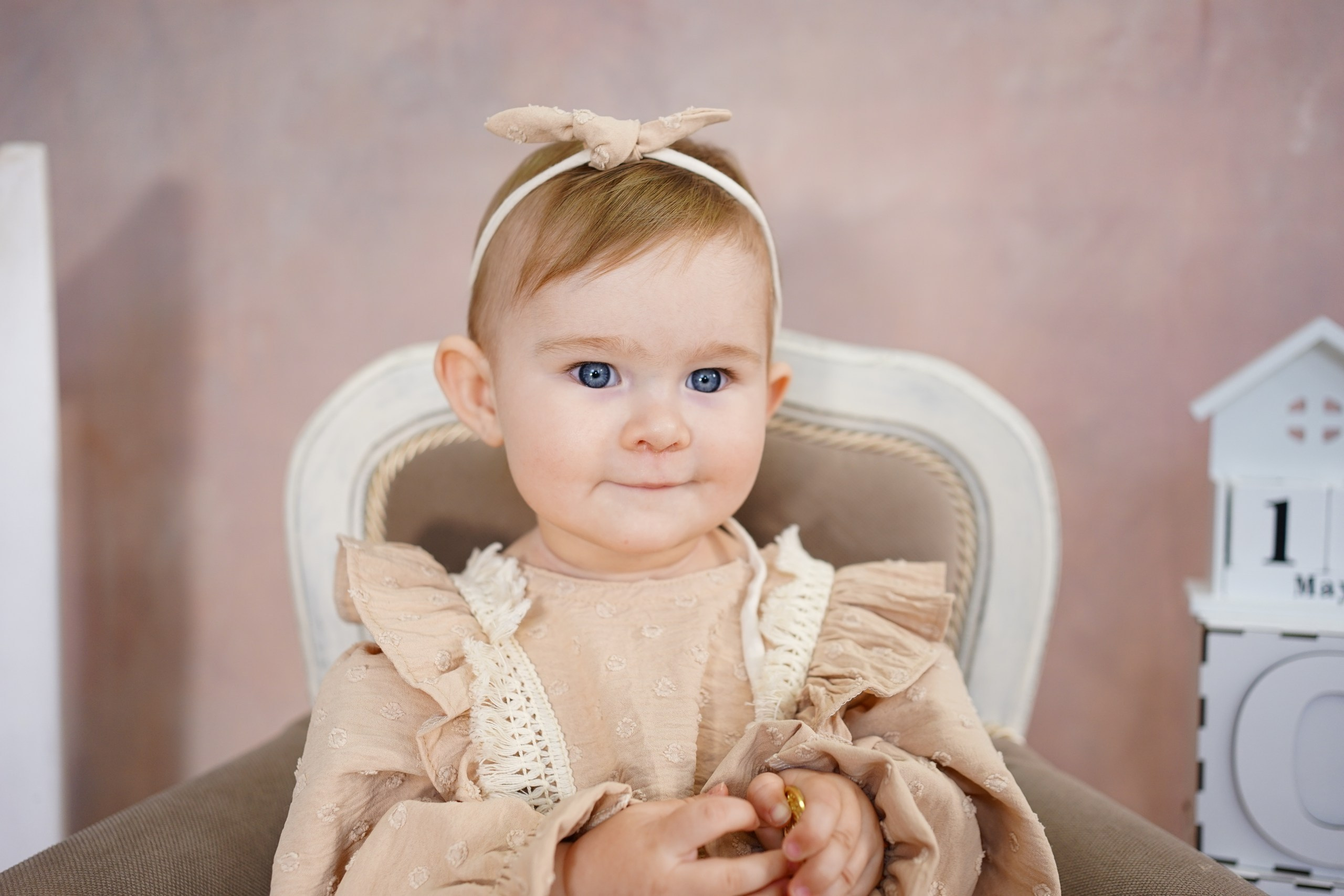 Фотозоны на ХОЛСТЕ. Детская Фотостудия ГОДОВАСИКИ в Санкт-Петербурге фотосесия на годик