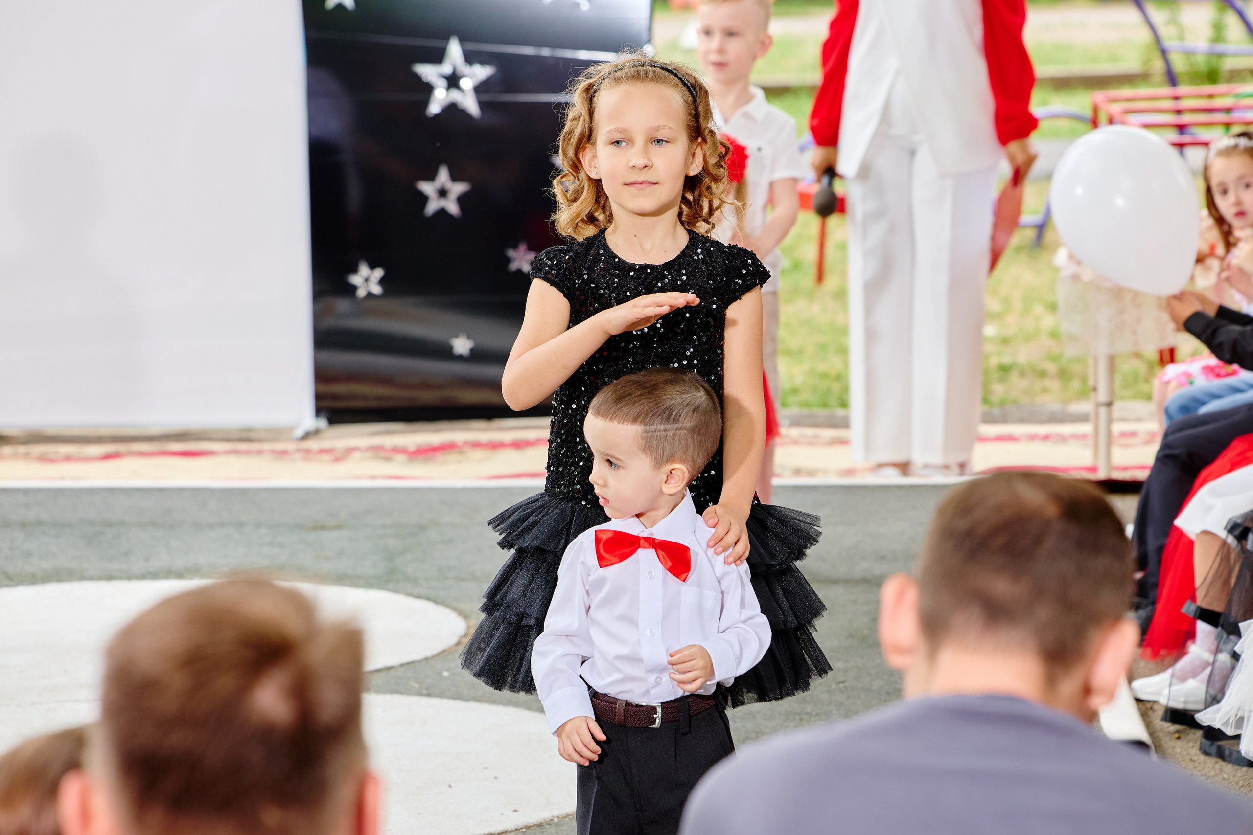 Выпускной 45 сад. Фотограф Выпускные альбомы Таганрог Сергей Коробченко