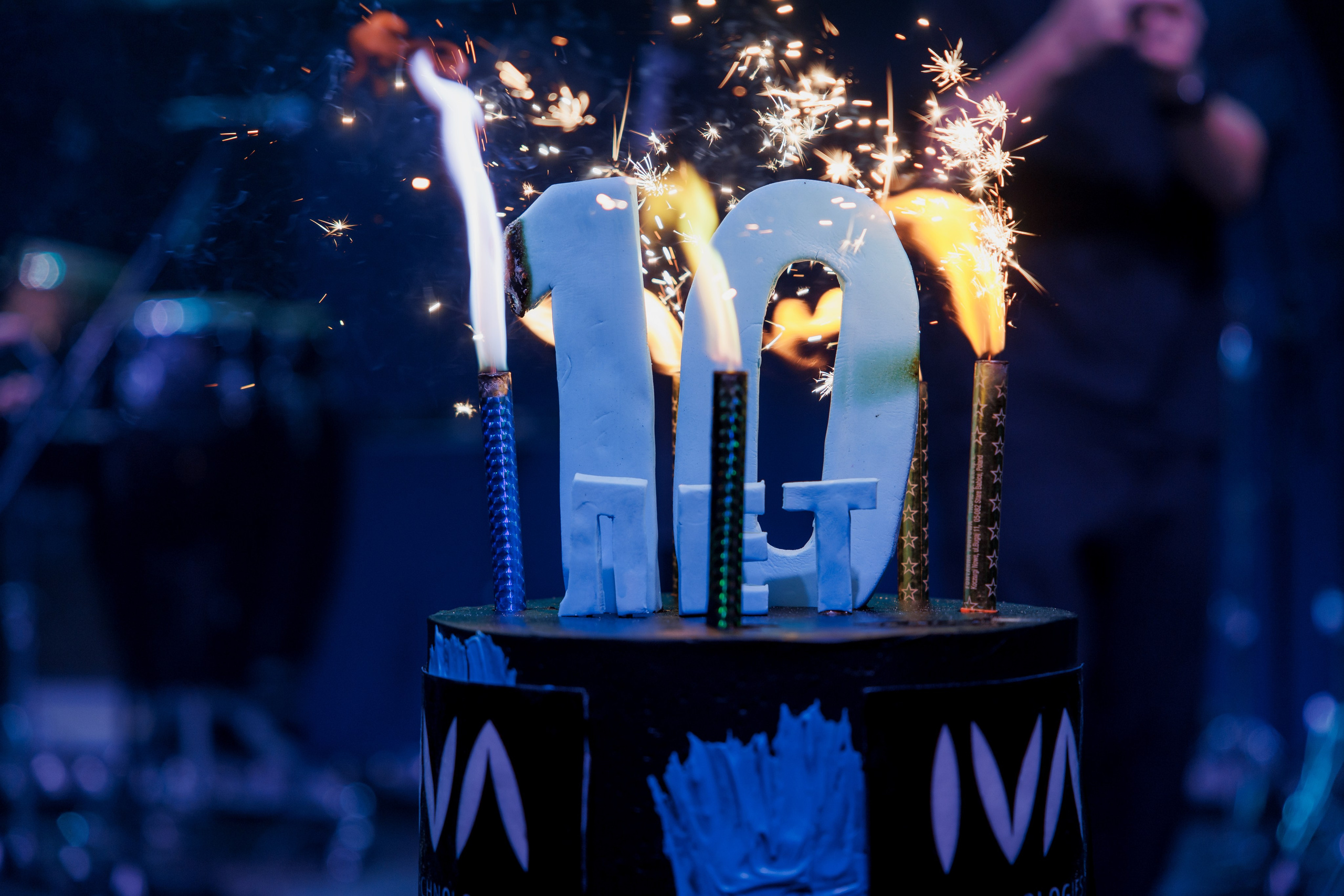 Hitech / Мутабор «Дельфин». Свадебный и семейный фотограф