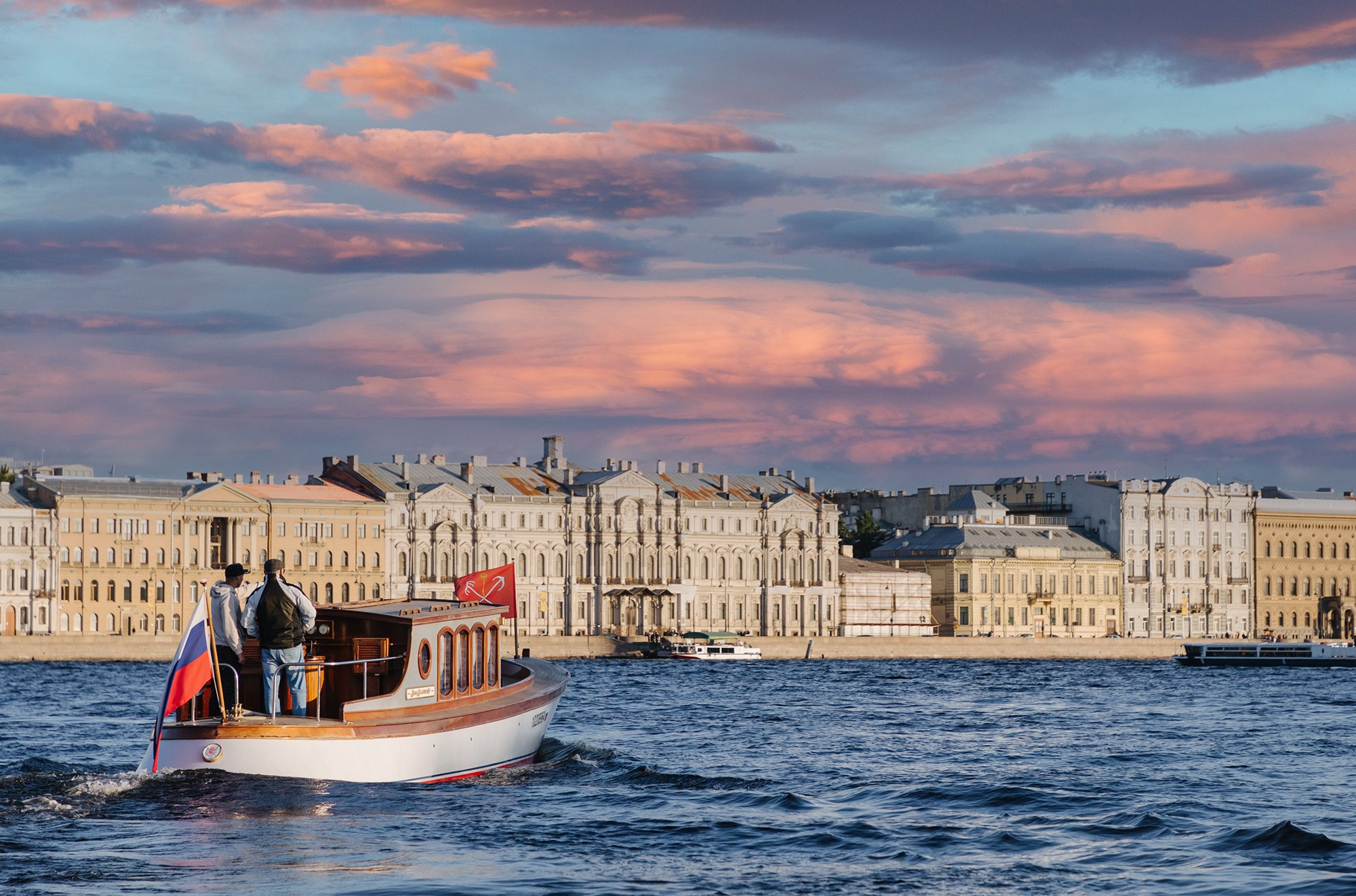 аренда яхты для свадьбы спб, яхта спб, свадьба на яхте, где арендовать яхту спб, свадебная фотосъемка в спб, фотограф на яхту свадьбу, фотосъемка портфолио яхты авто аренда, фотосъемка интерьеров