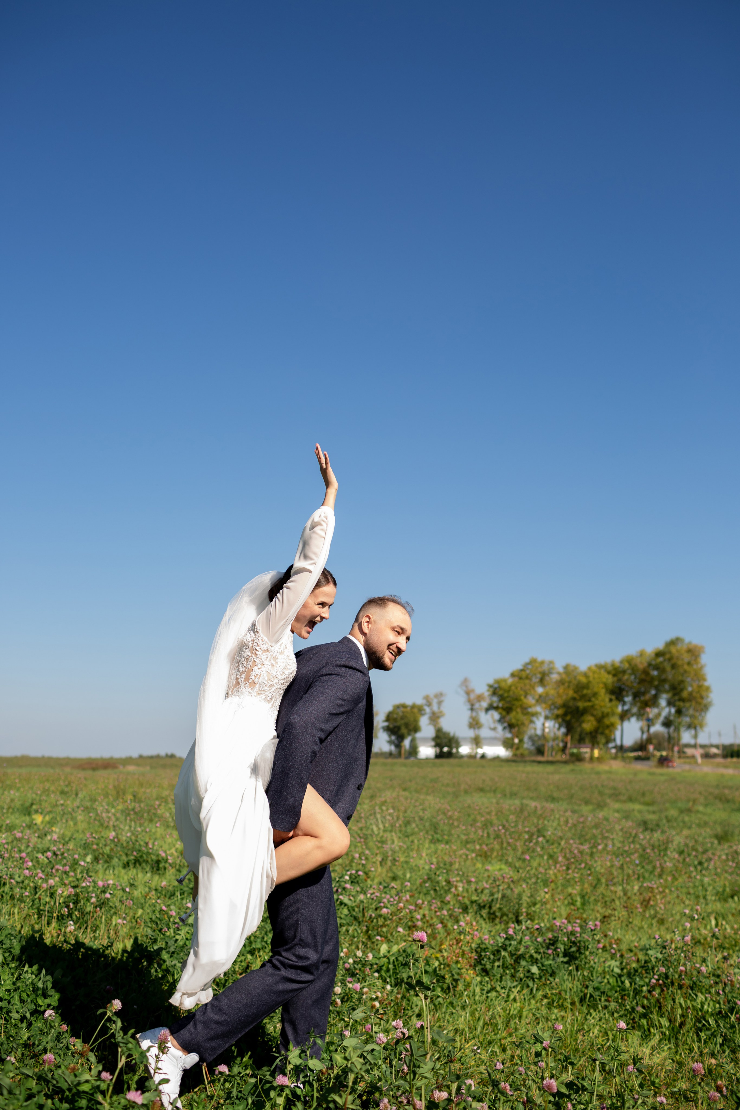 Свадебная фотопрогулка в Пушкине. Свадебный фотограф Кирилл Белый