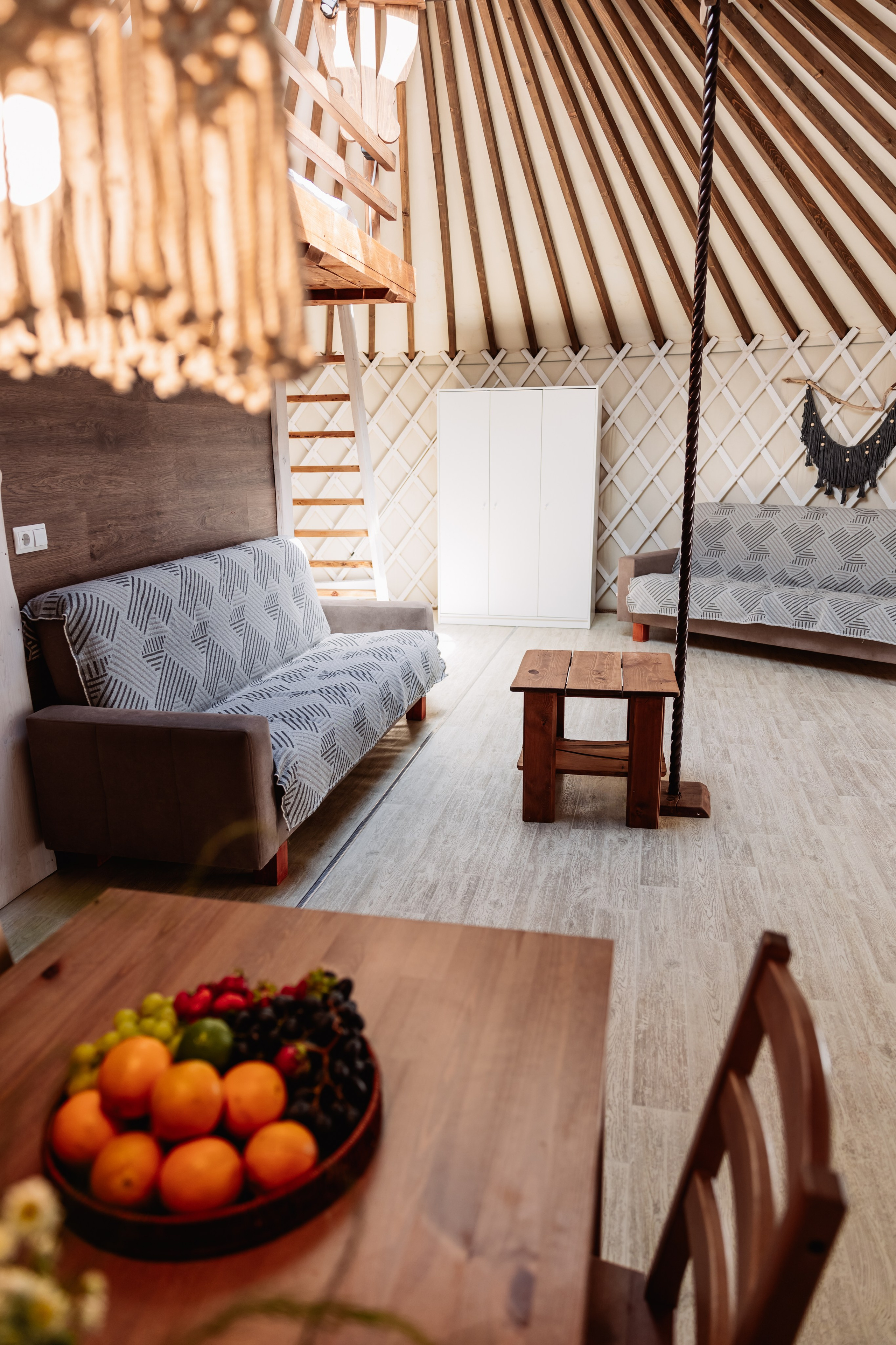 БЕРЕЗКА ВИЛАДЖ | Глэмпинг в Коломне | Юрта «Лесная». ФОТОГРАФ ИРИНА ШАМАТАВА