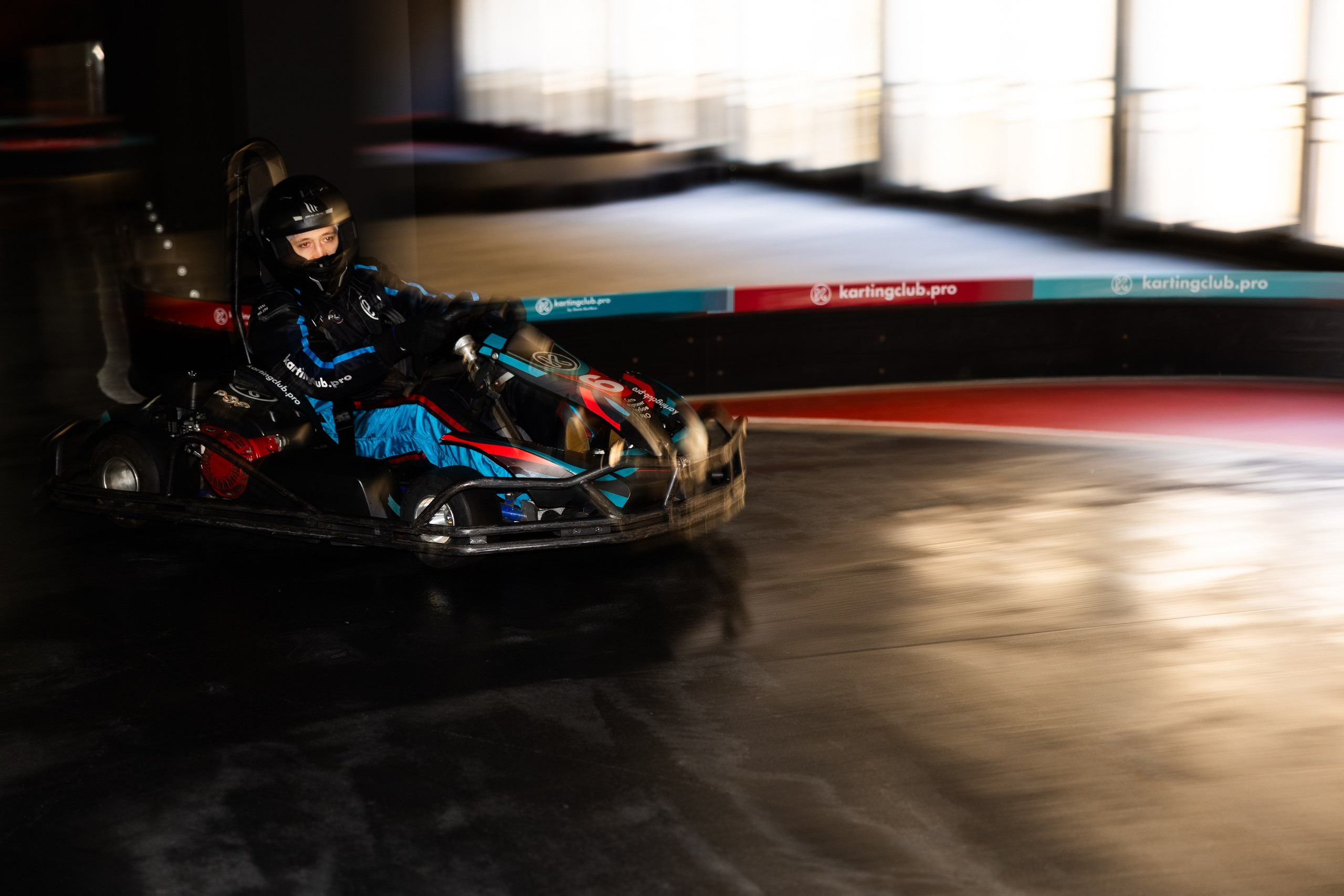 30 лет компании. Лайфстайл Фотограф и Профессиональный Водный Фотограф в Москве