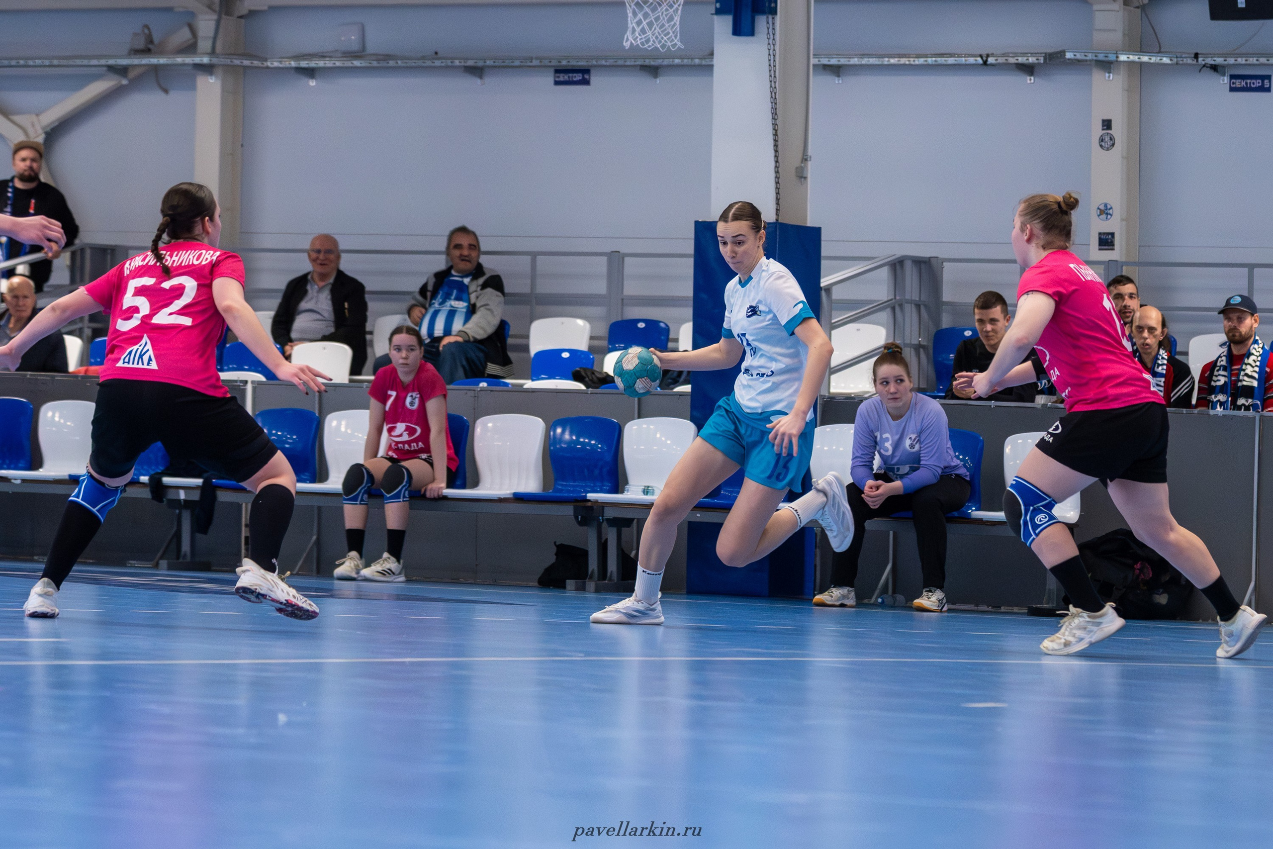 Гандбол. Черноморочка-2 — Университет-2. Спортивный фотограф, фотожурналист Павел Ларькин