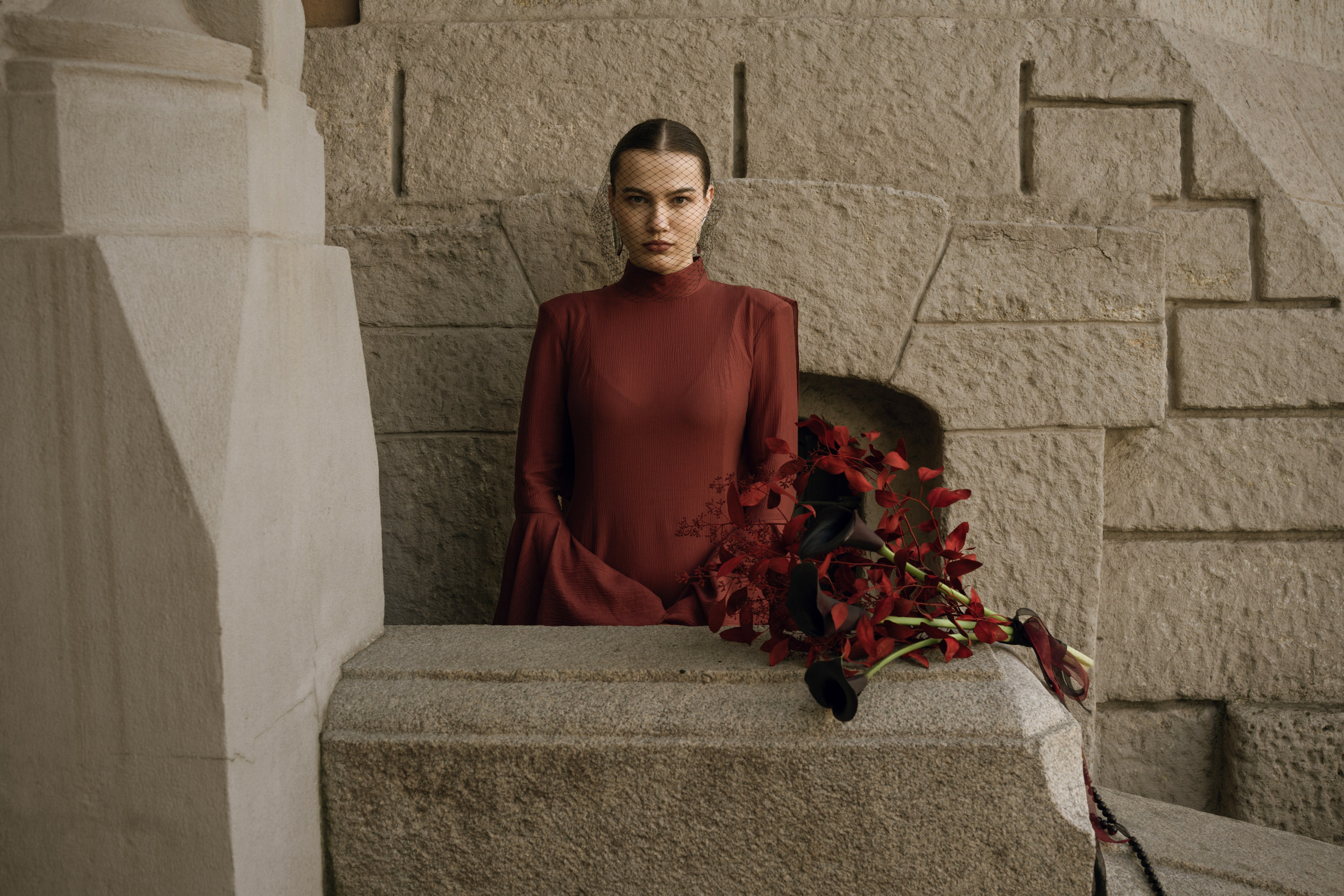 Портрет стилиста. Работа с стилистом. Авторская флористика. Фотограф для женщин. Трендовая фотосессия на природе и в городе. Стрит фотосессия.