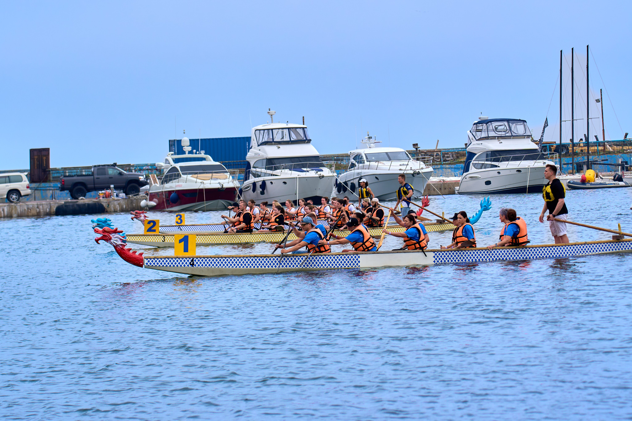 Соревнования на лодках дракон Айс Юнион. Фотограф во Владивостоке