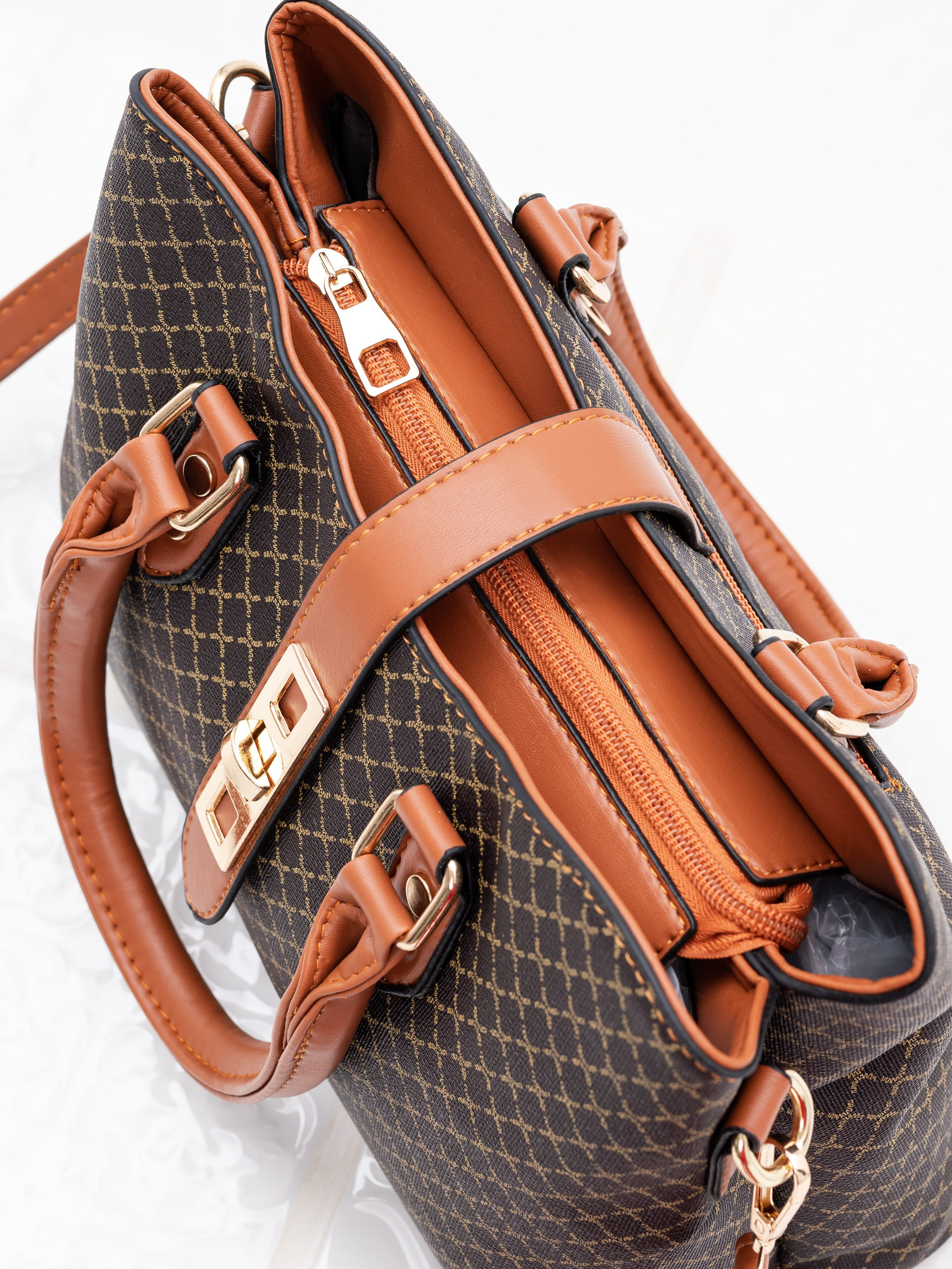 Женские сумки 2. Предметный фотограф, фото для маркетплейсов Пятигорск, КМВ