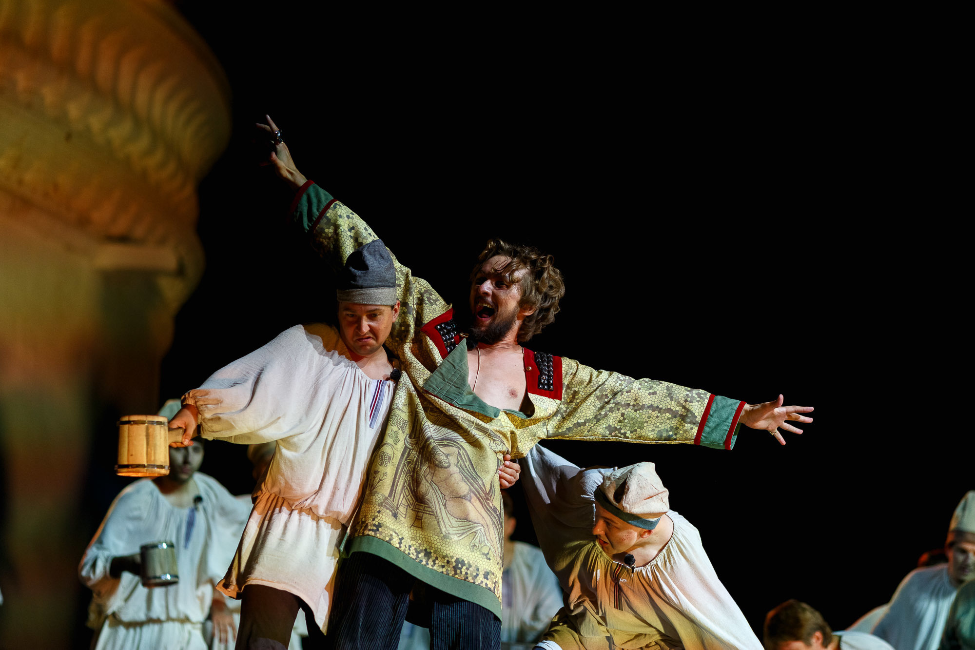 Сказание о полку Игореве. Фотограф в Астрахани