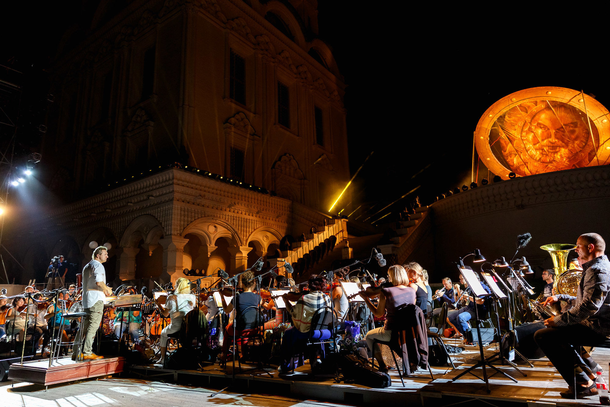 Сказание о полку Игореве. Фотограф в Астрахани