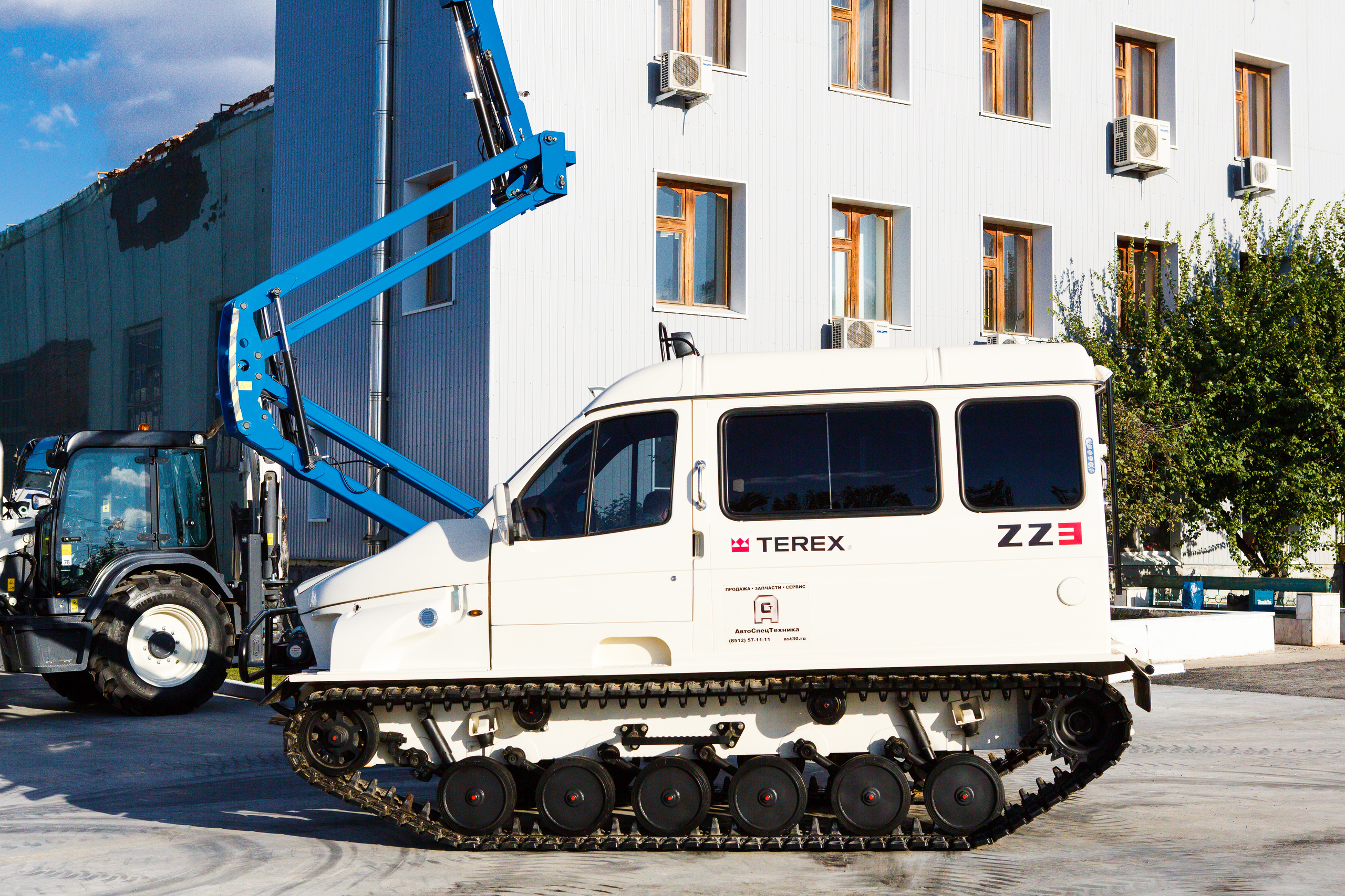 Открытие салона продаж и сервиса "Автоспецтехника". Фотограф в Астрахани